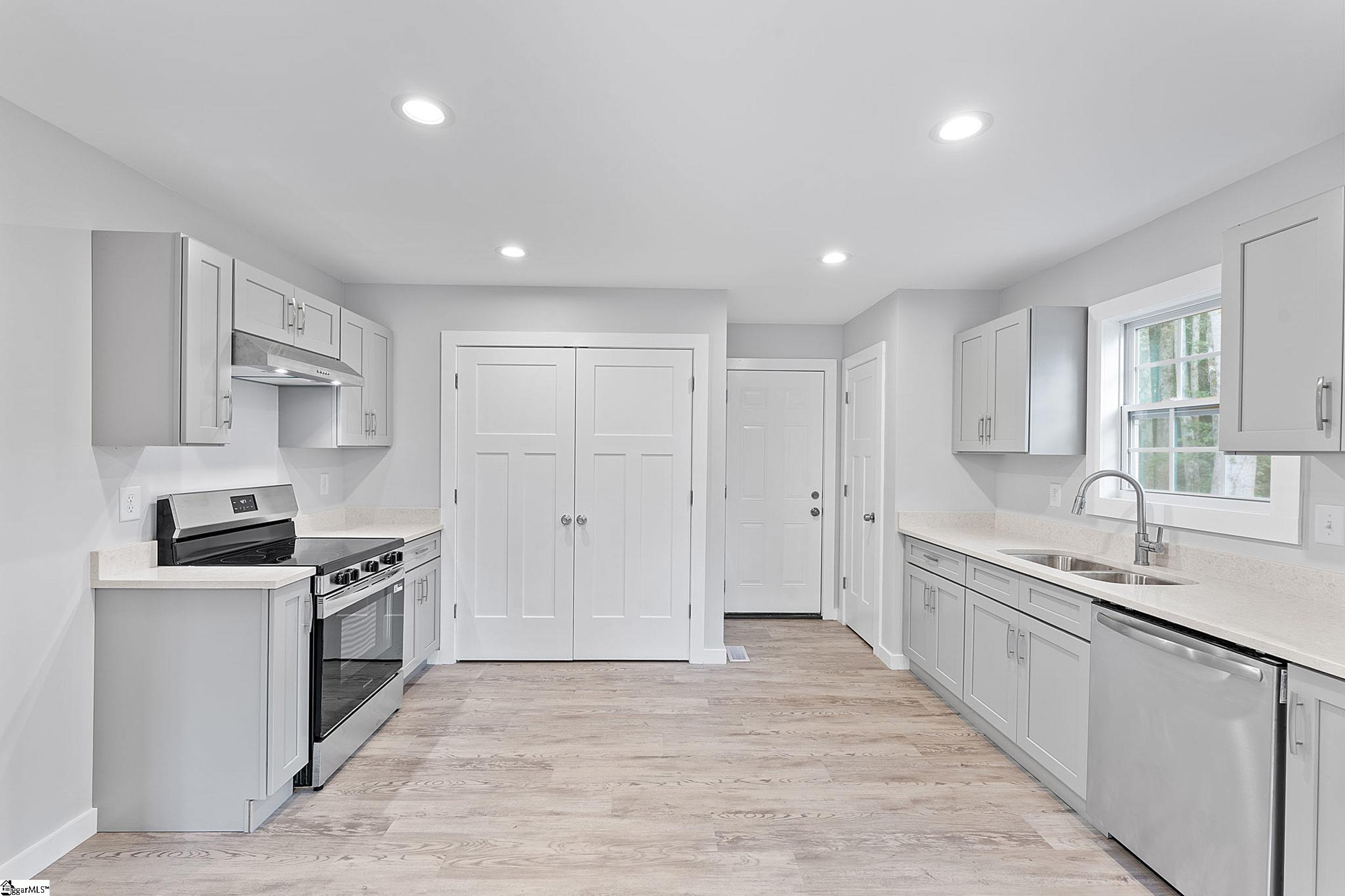 420 Fox Valley Road Anderson, SC 29621