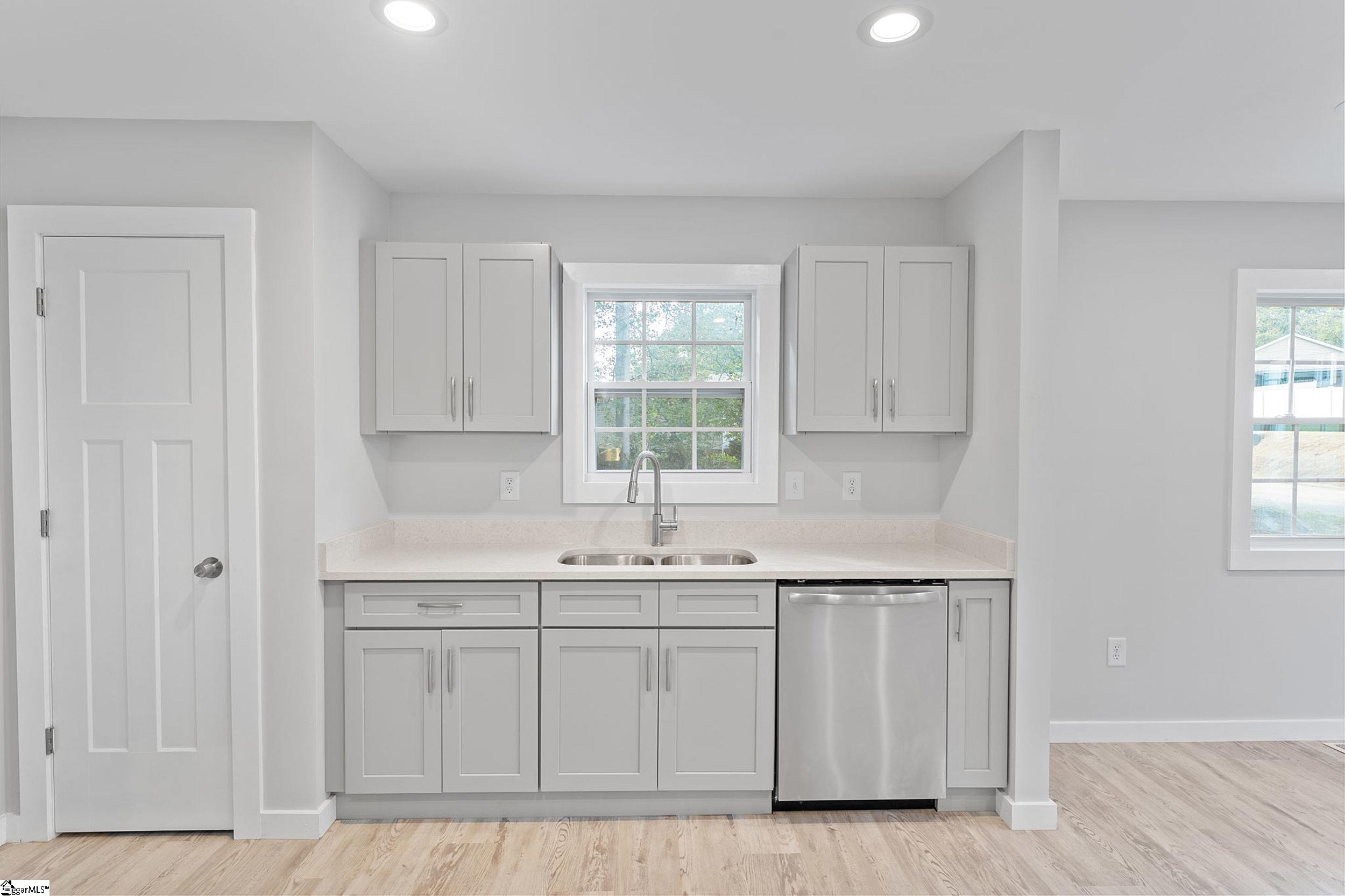 420 Fox Valley Road Anderson, SC 29621
