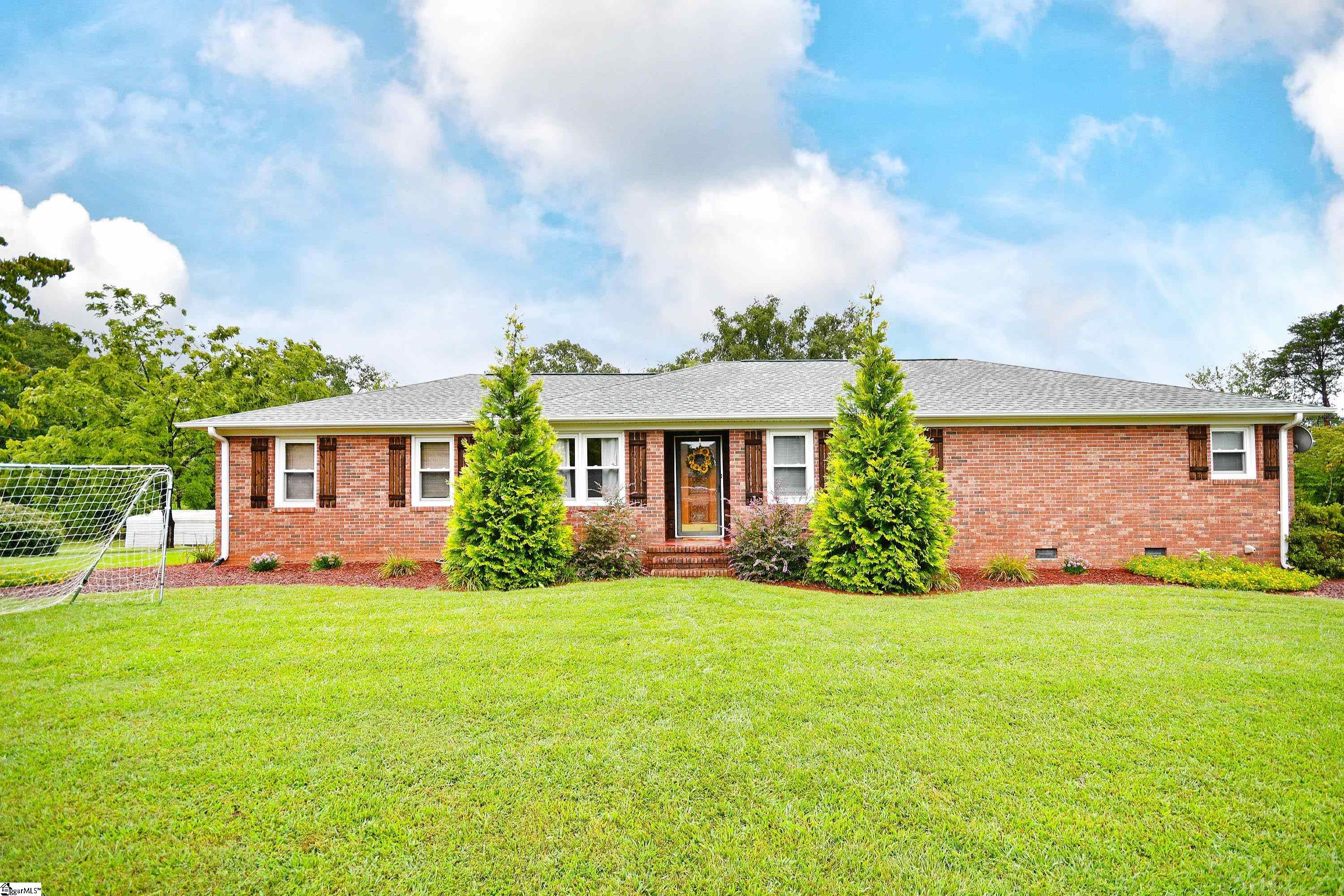 100 Ivyway Lane Liberty, SC 29657