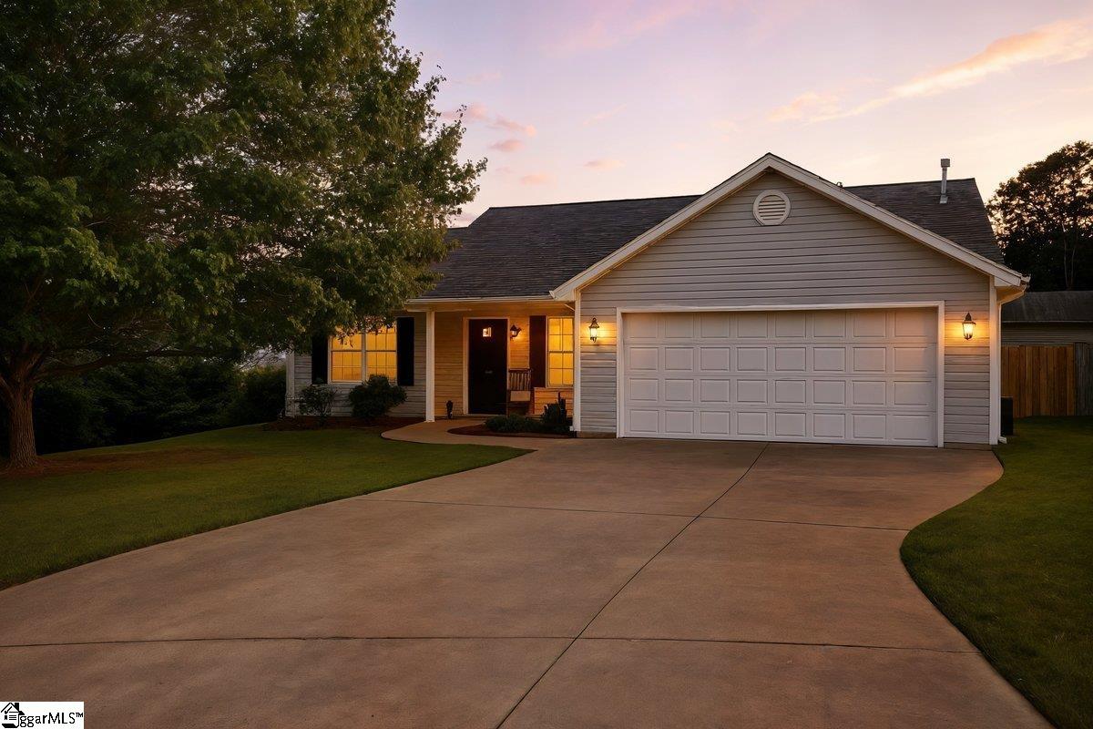 107 Felix Court Easley, SC 29640