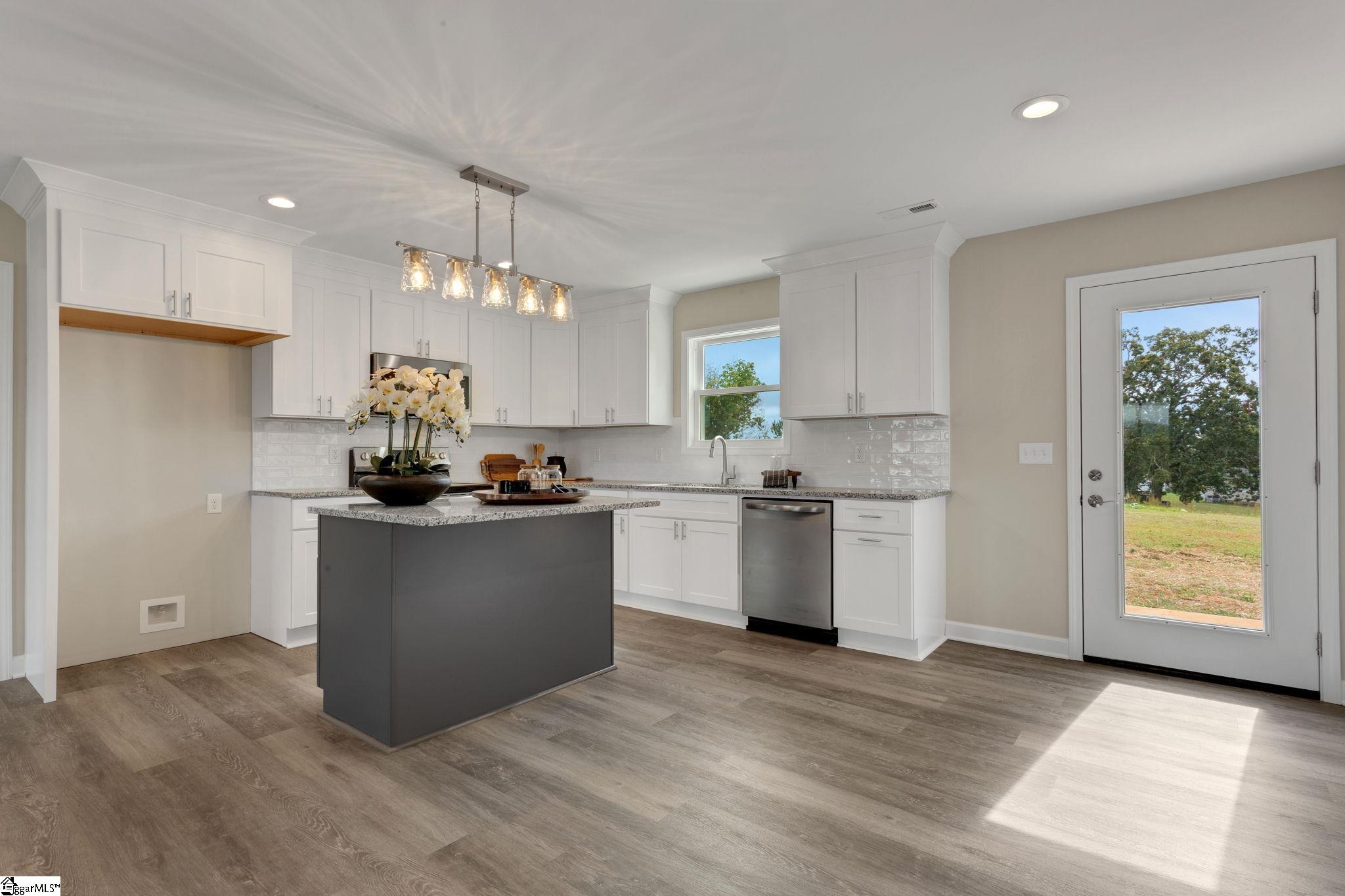 816 N Old Pendleton Road Liberty, SC 29657
