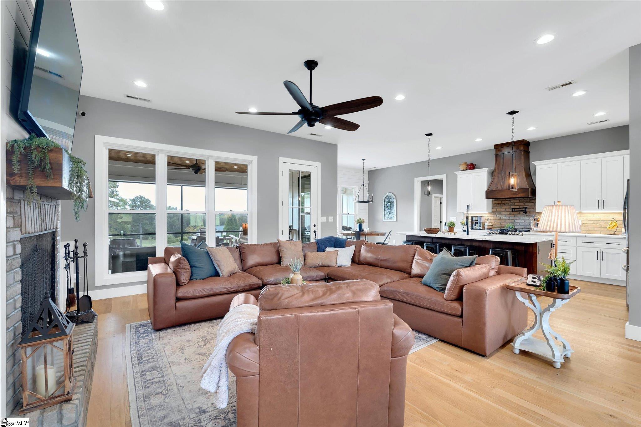 2015 Walhalla Highway Pickens, SC 29671