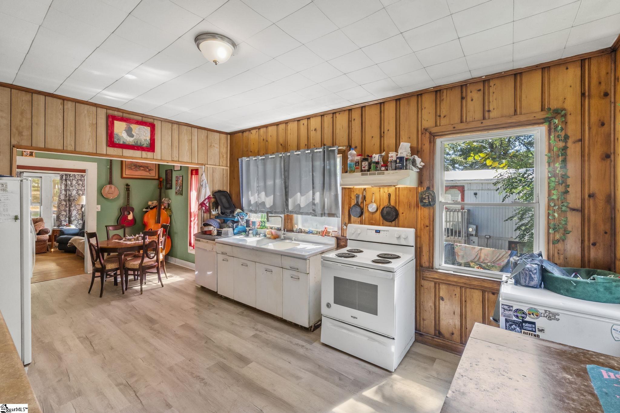 157 Stoney Brook Road Boiling Springs, SC 29316