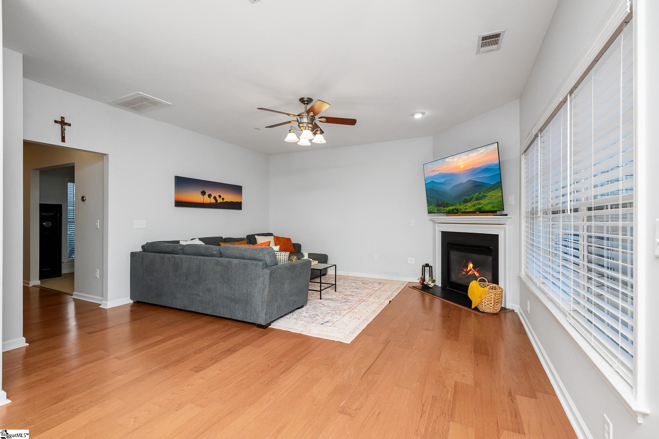 12 Crown Empire Court Simpsonville, SC 29681