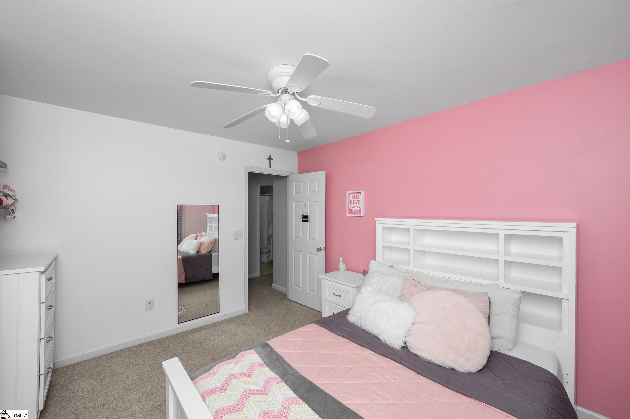 12 Crown Empire Court Simpsonville, SC 29681