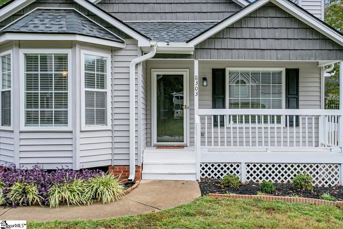 303 Dunwoody Drive Simpsonville, SC 29681