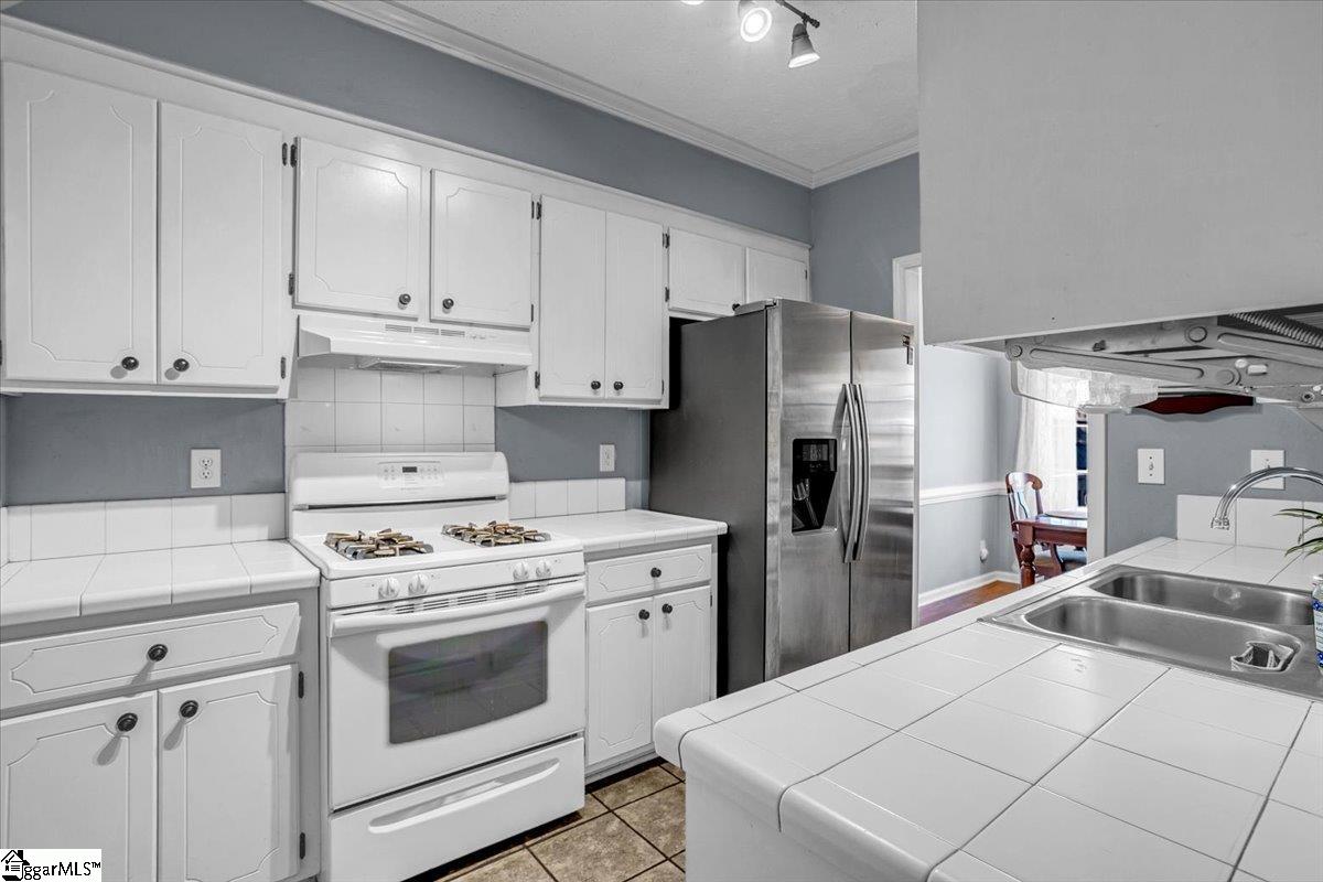 111 Autumnwood Way Simpsonville, SC 29681