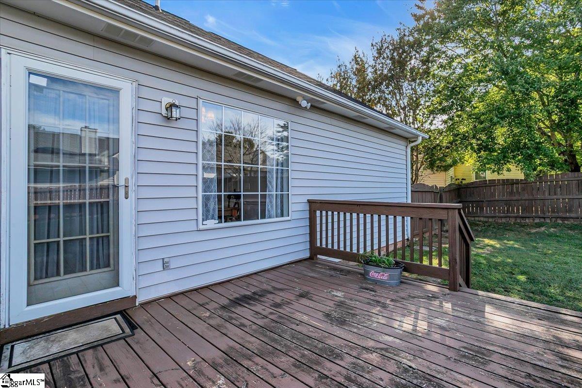 111 Autumnwood Way Simpsonville, SC 29681