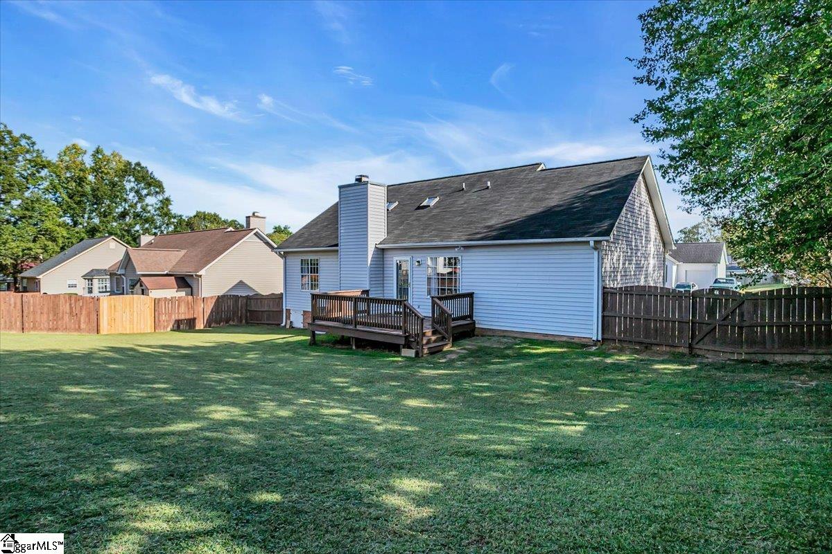 111 Autumnwood Way Simpsonville, SC 29681