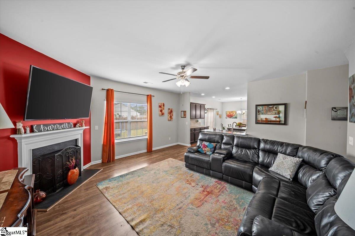 424 All Seasons Drive Boiling Springs, SC 29316
