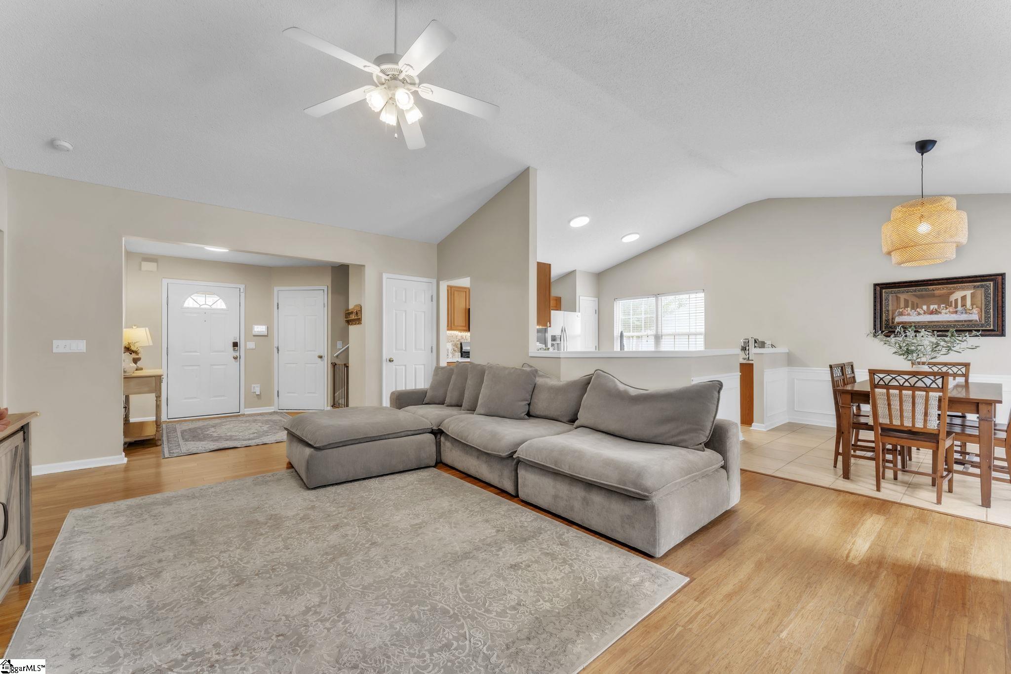 8 Ventana Court Simpsonville, SC 29681