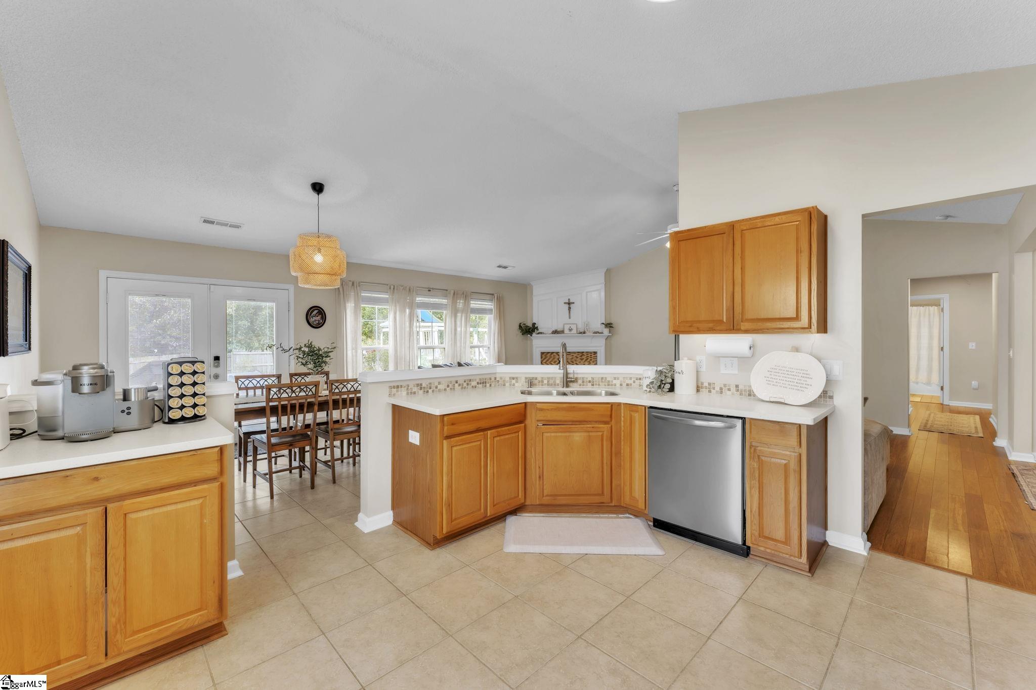 8 Ventana Court Simpsonville, SC 29681