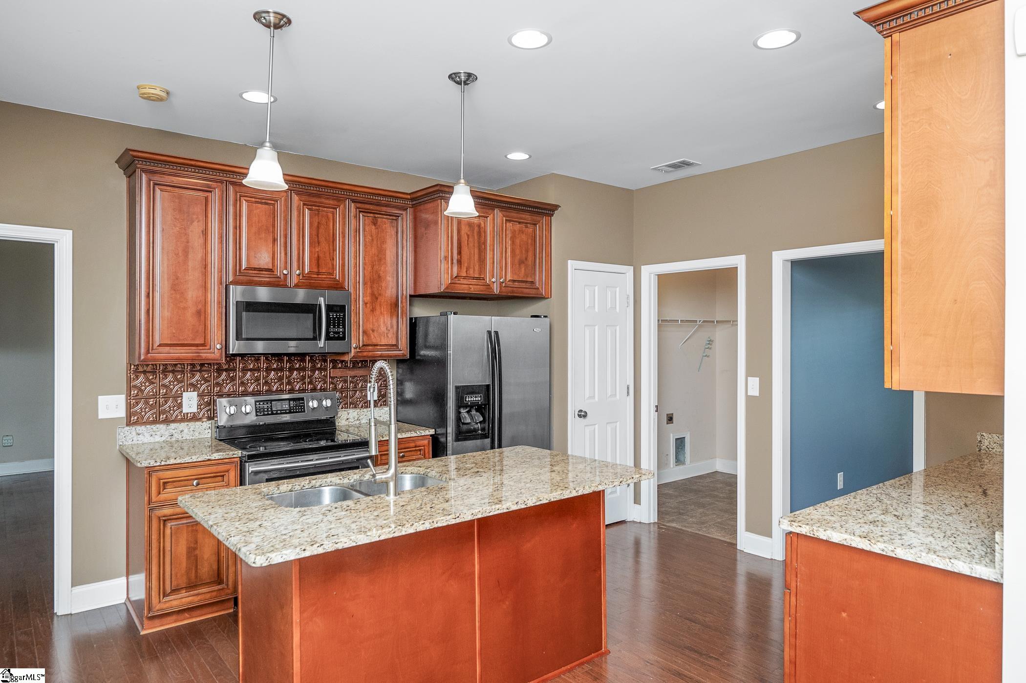 5998 Highway 252 Donalds, SC 29638