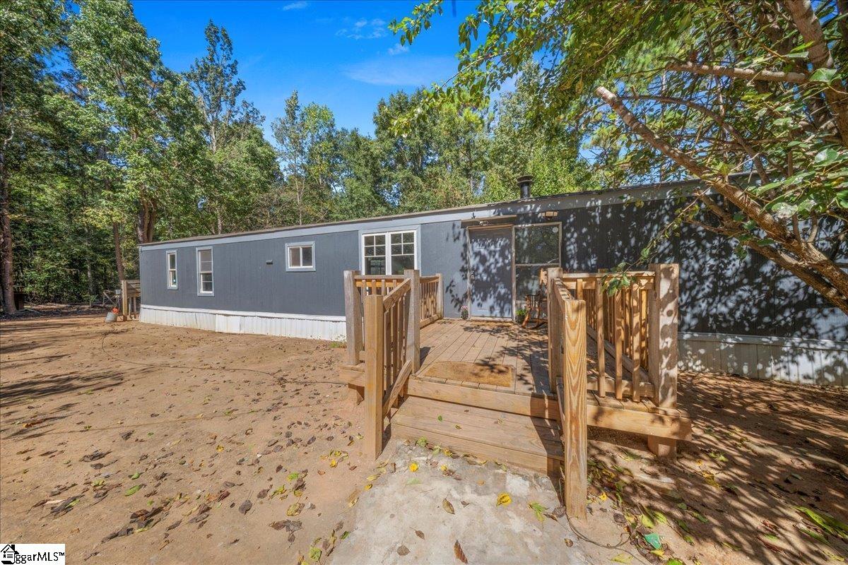 1660 Kilgore Bridge Road Woodruff, SC 29388