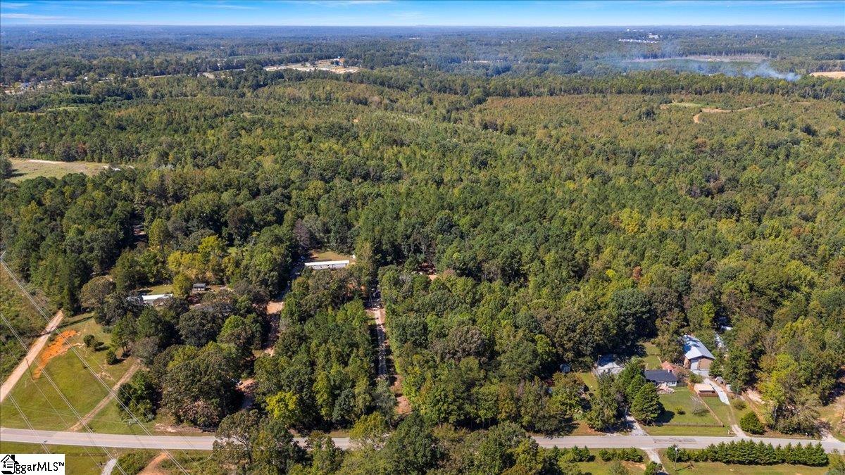 1660 Kilgore Bridge Road Woodruff, SC 29388