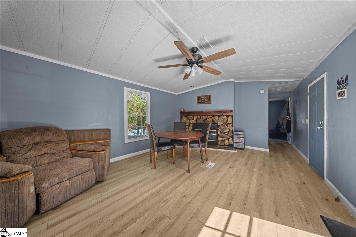 1660 Kilgore Bridge Road Woodruff, SC 29388