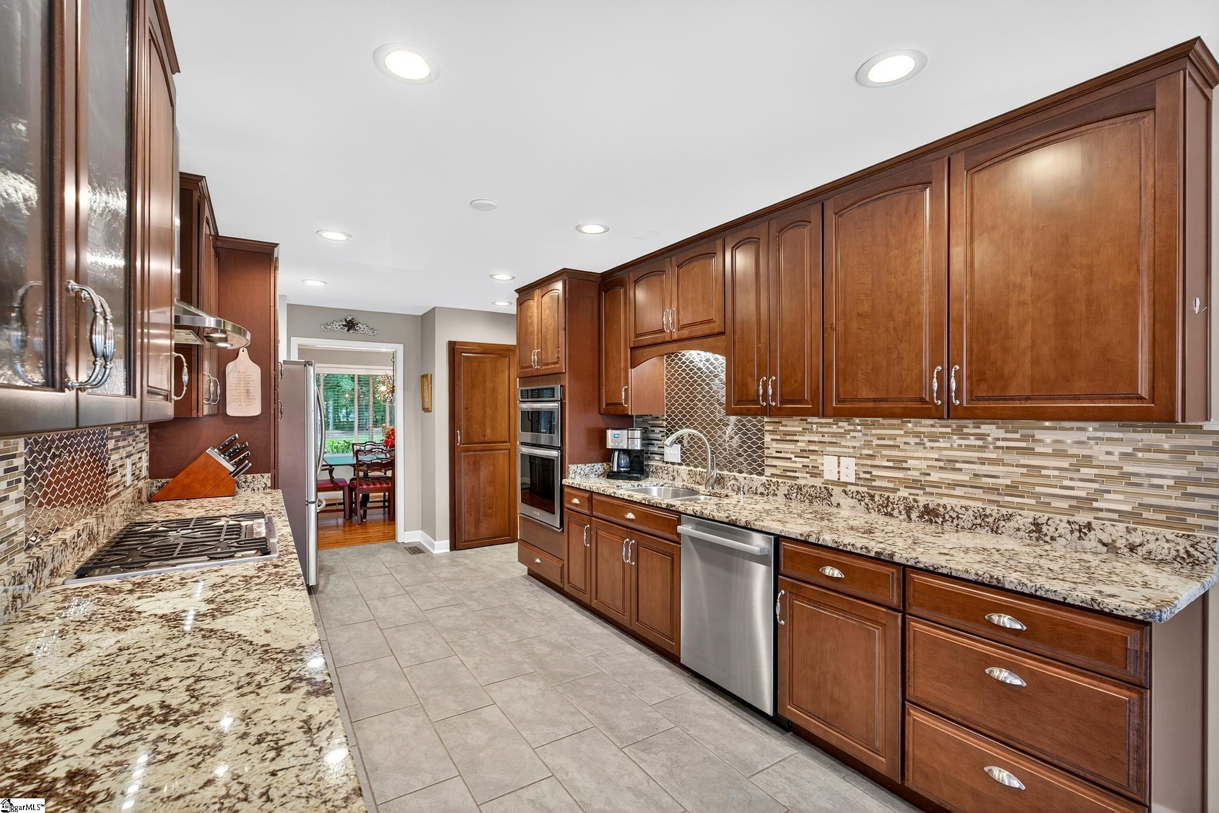 110 Wild Cherry Lane Boiling Springs, SC 29316