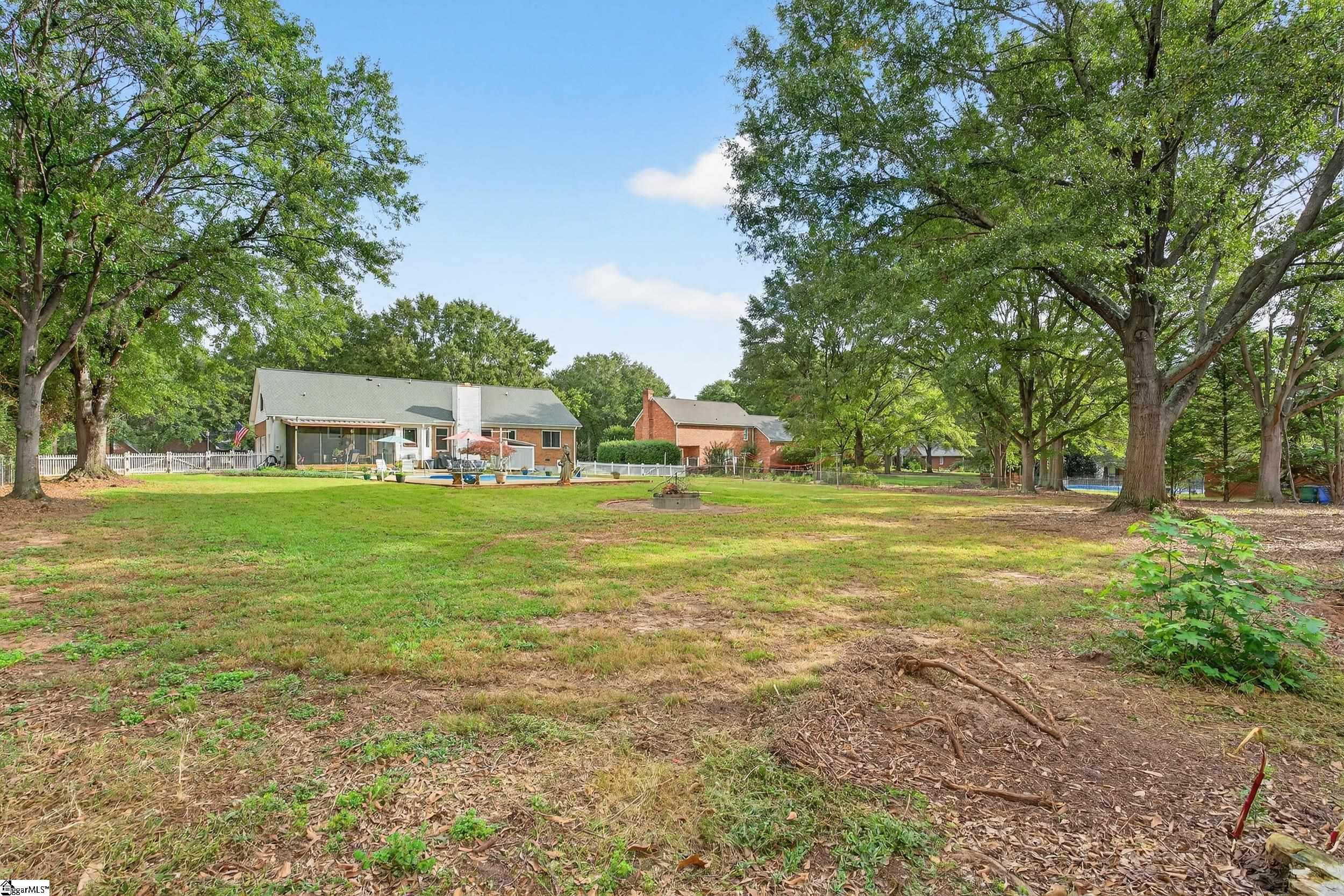 110 Wild Cherry Lane Boiling Springs, SC 29316