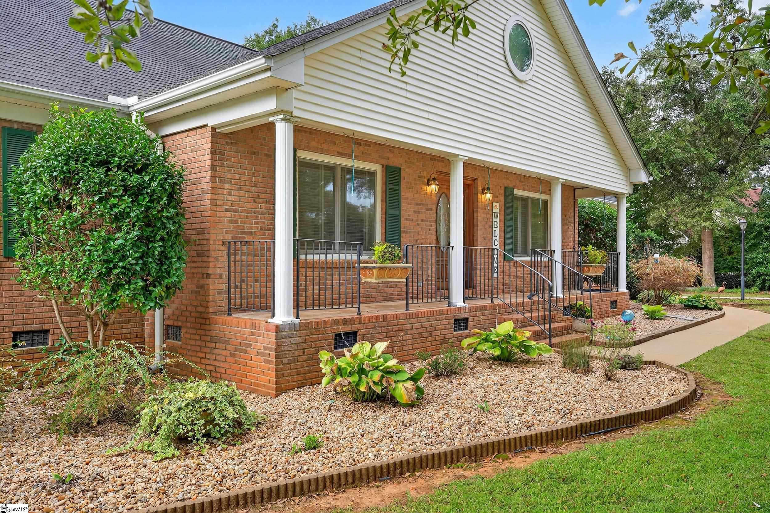 110 Wild Cherry Lane Boiling Springs, SC 29316