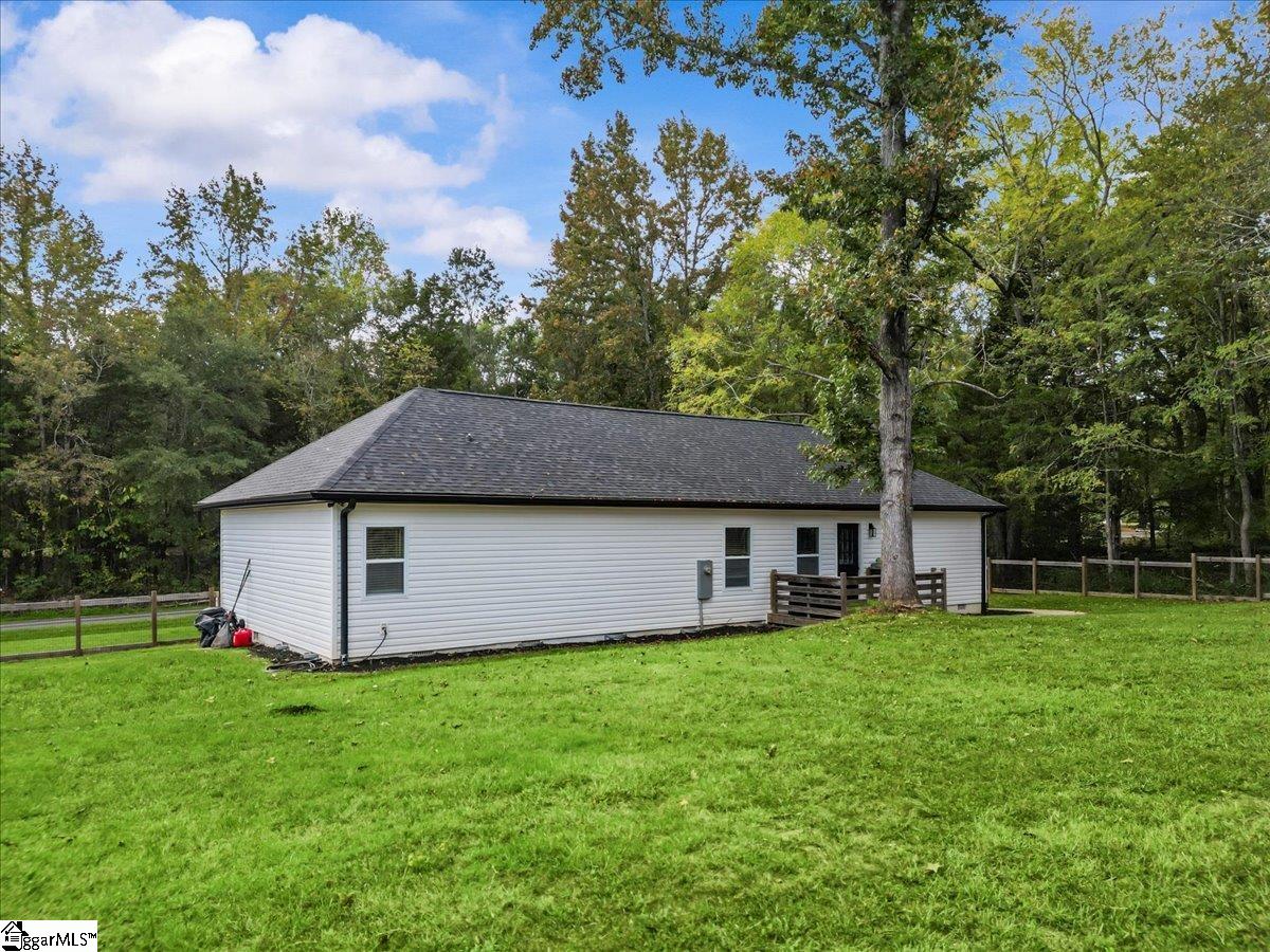1141 Old Hills Bridge Road Pauline, SC 29374