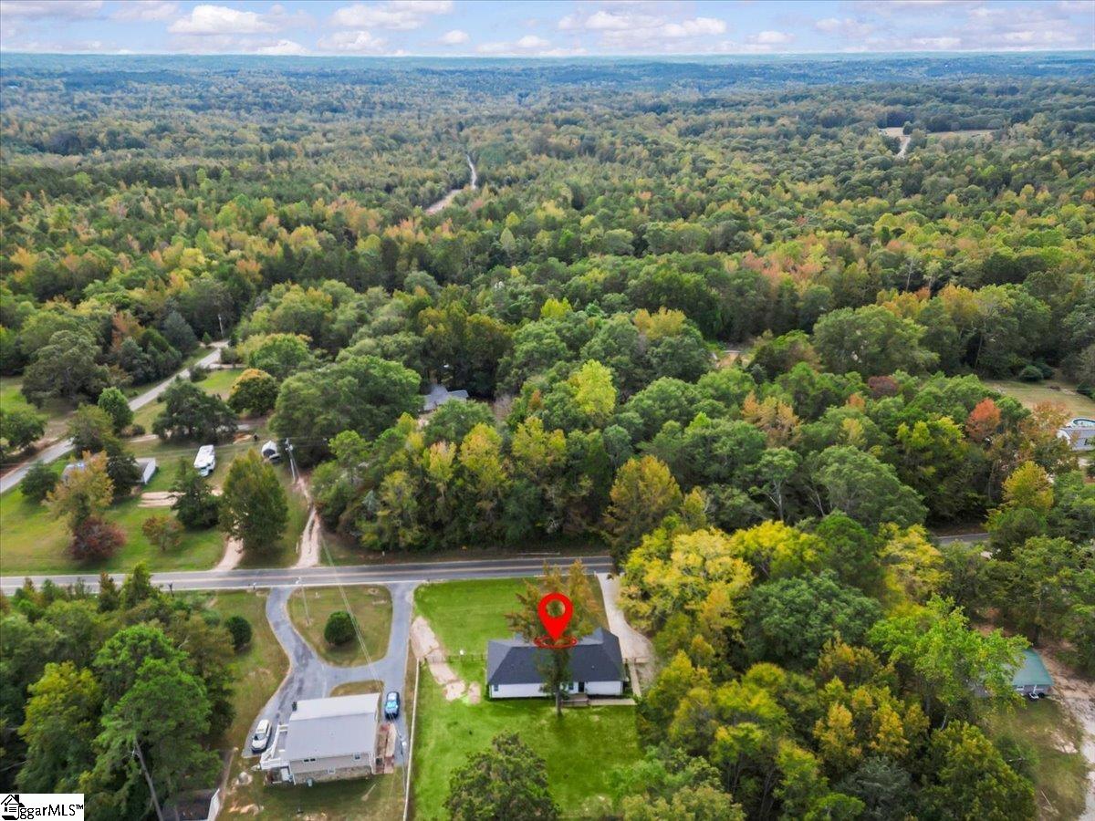 1141 Old Hills Bridge Road Pauline, SC 29374