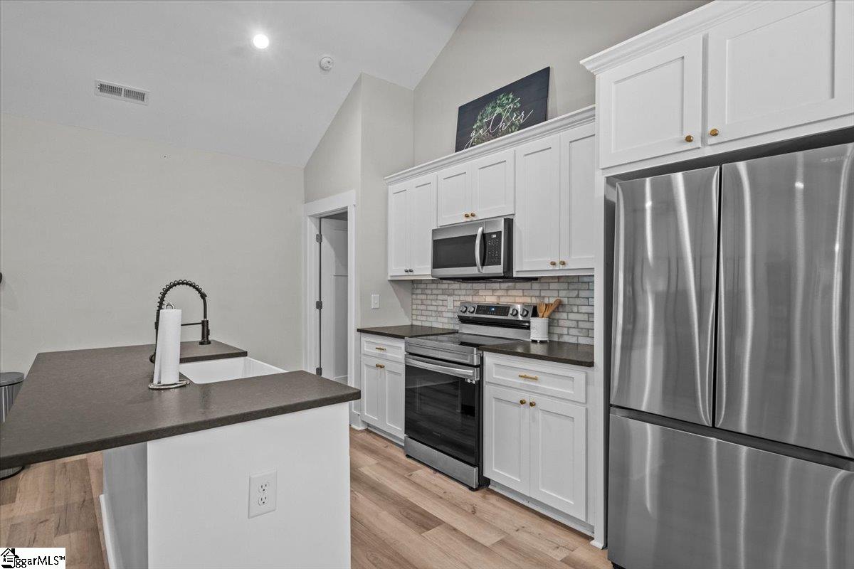 1141 Old Hills Bridge Road Pauline, SC 29374