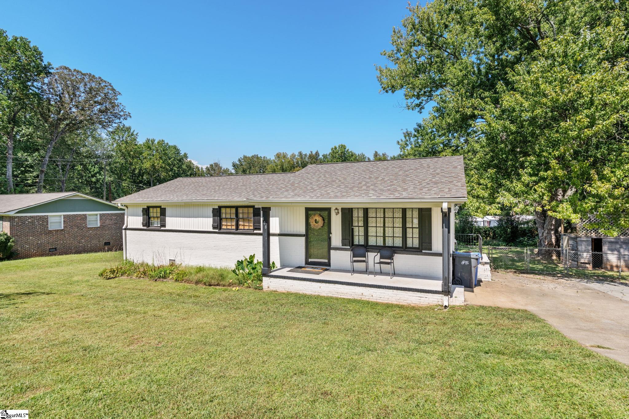 408 McElhaney Road Travelers Rest, SC 29690