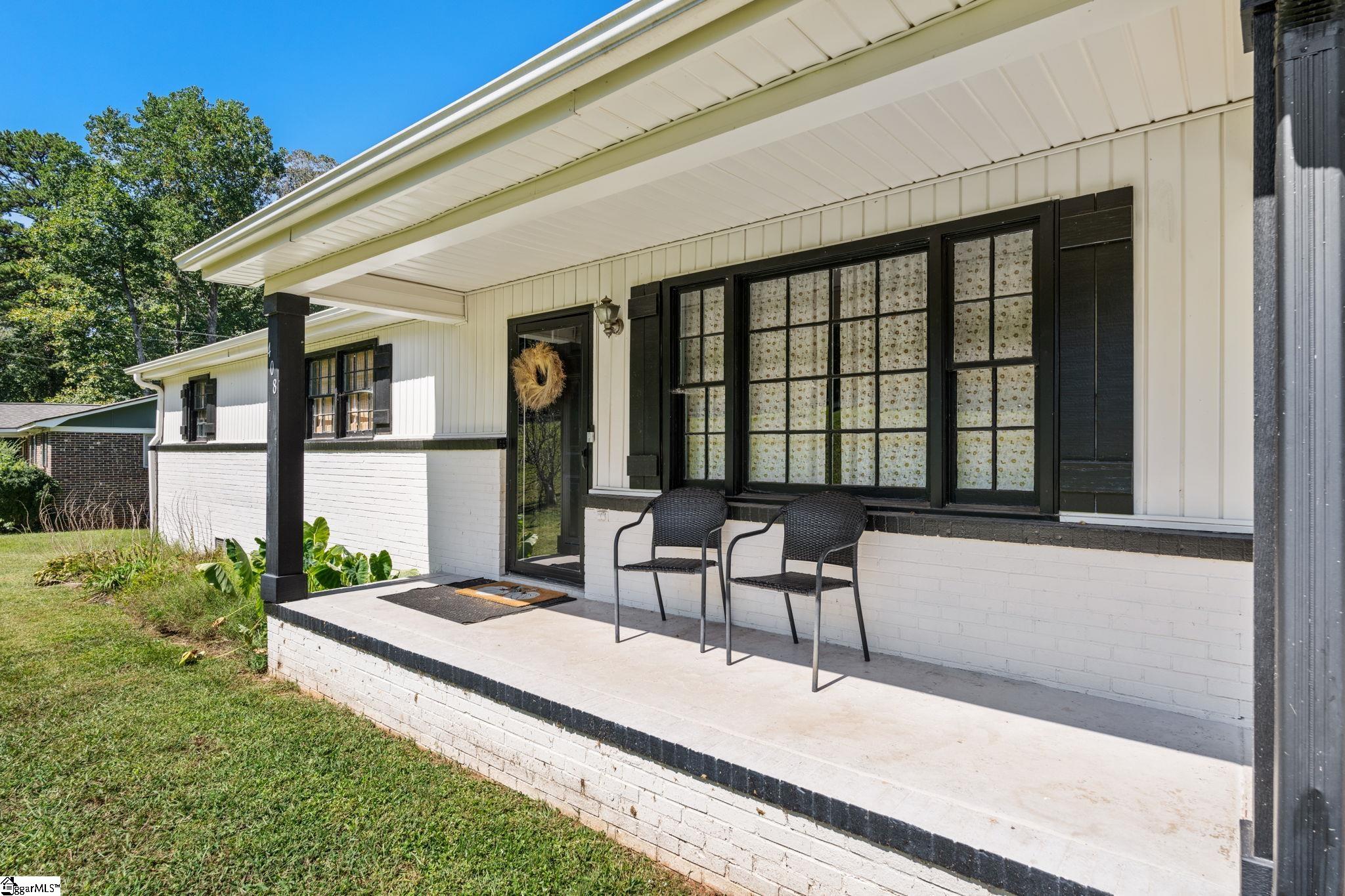 408 McElhaney Road Travelers Rest, SC 29690