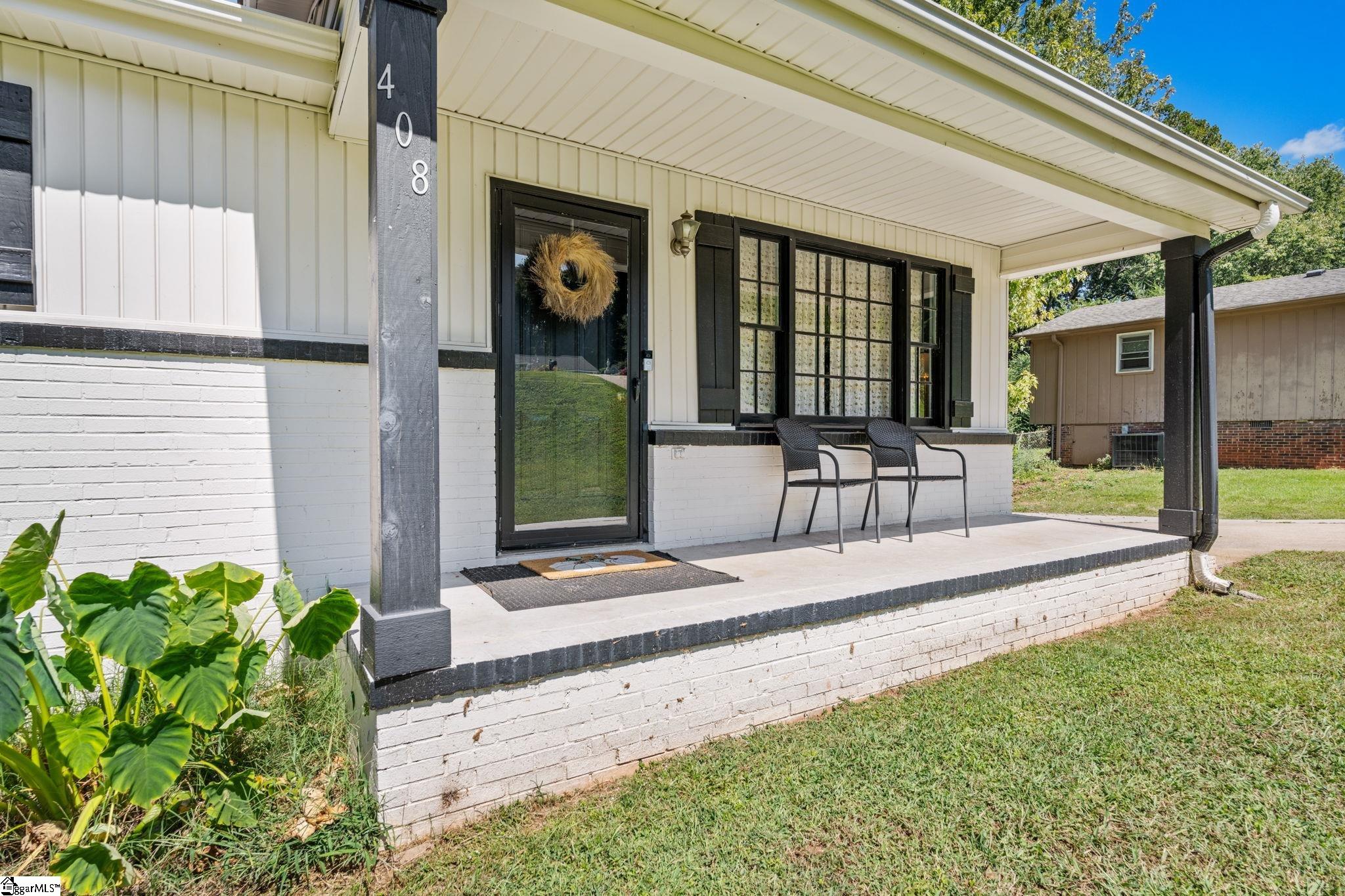 408 McElhaney Road Travelers Rest, SC 29690