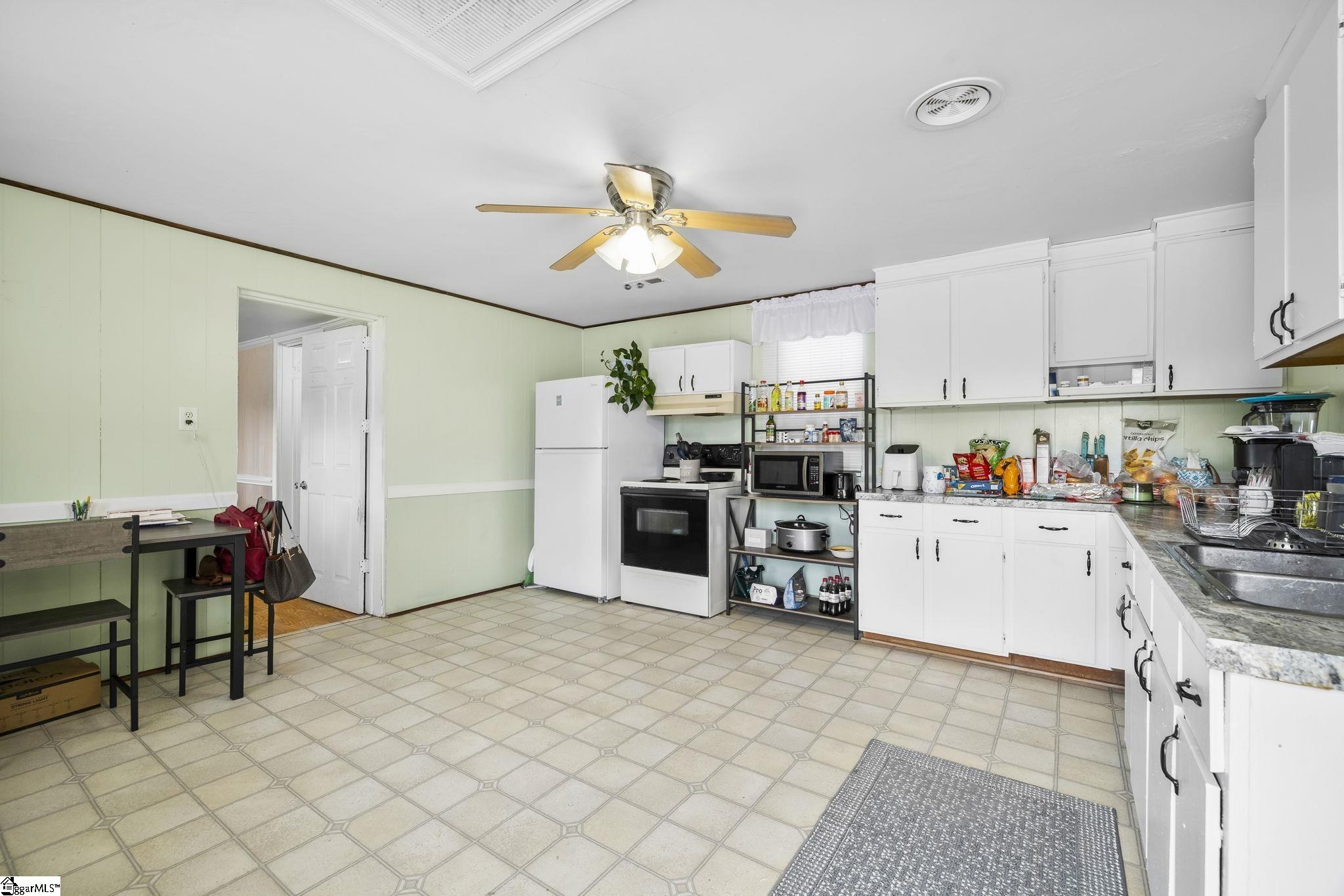807 Cheddar Road Belton, SC 29627