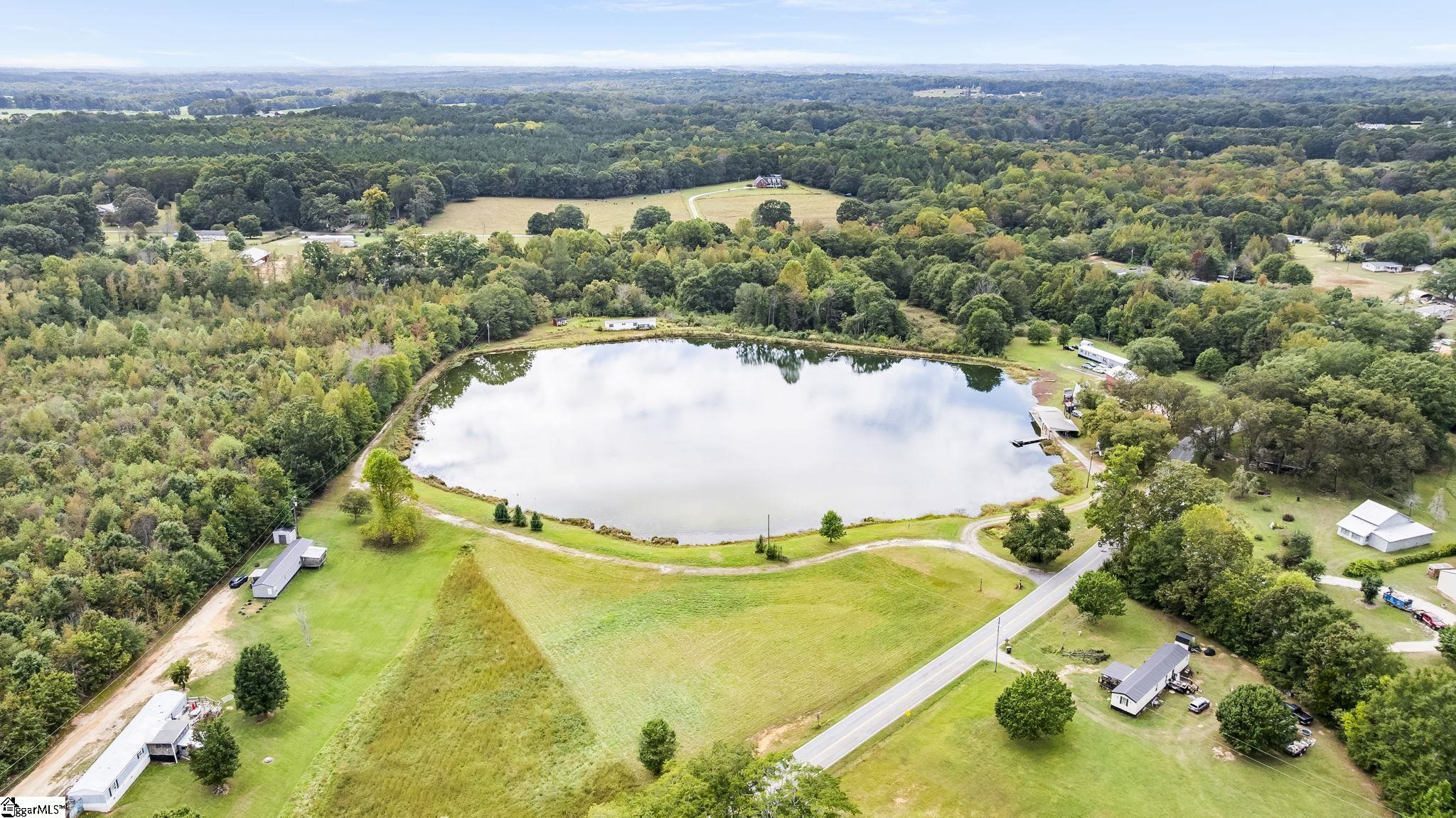 807 Cheddar Road Belton, SC 29627