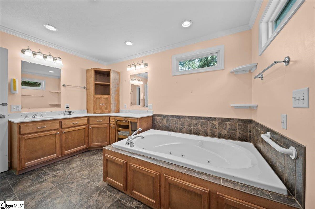 104 Pine Tree Lane Anderson, SC 29625