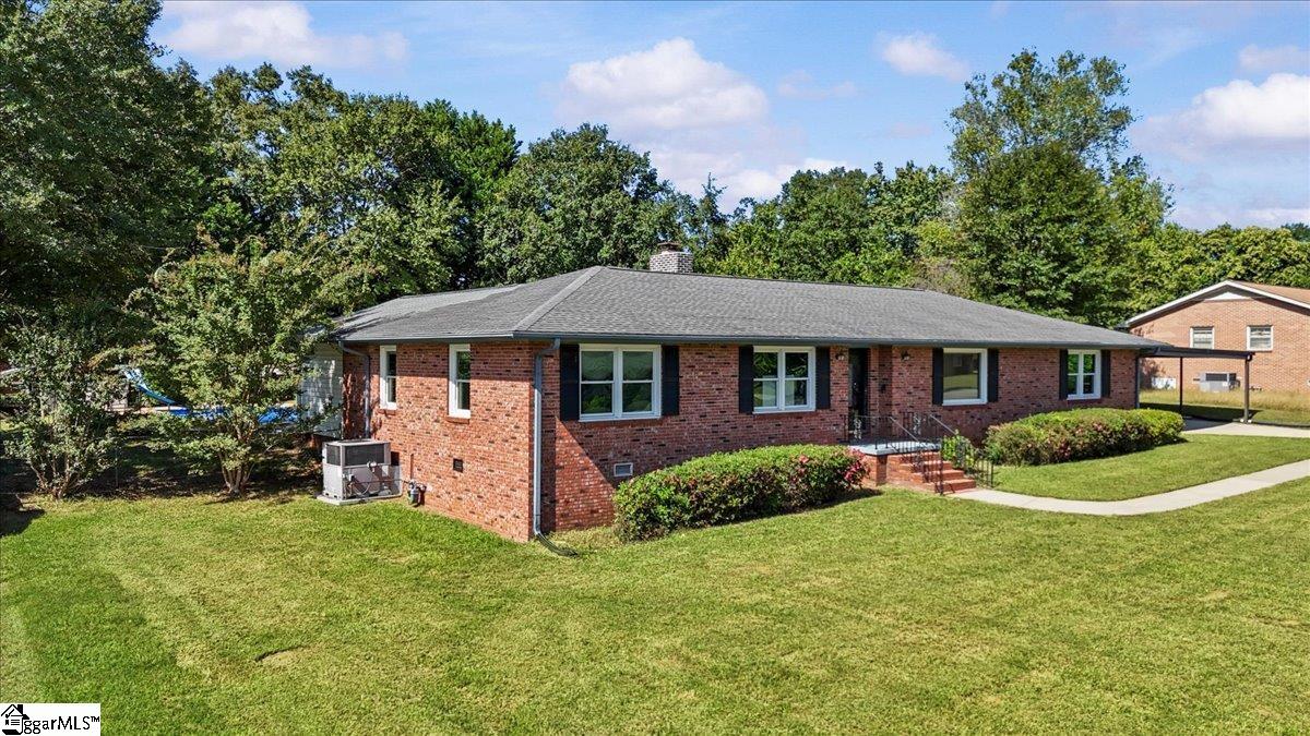 104 Pine Tree Lane Anderson, SC 29625