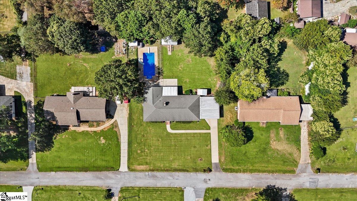 104 Pine Tree Lane Anderson, SC 29625