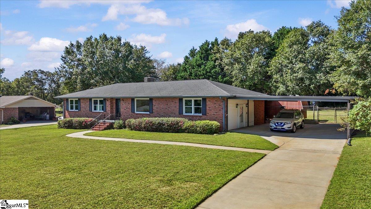 104 Pine Tree Lane Anderson, SC 29625