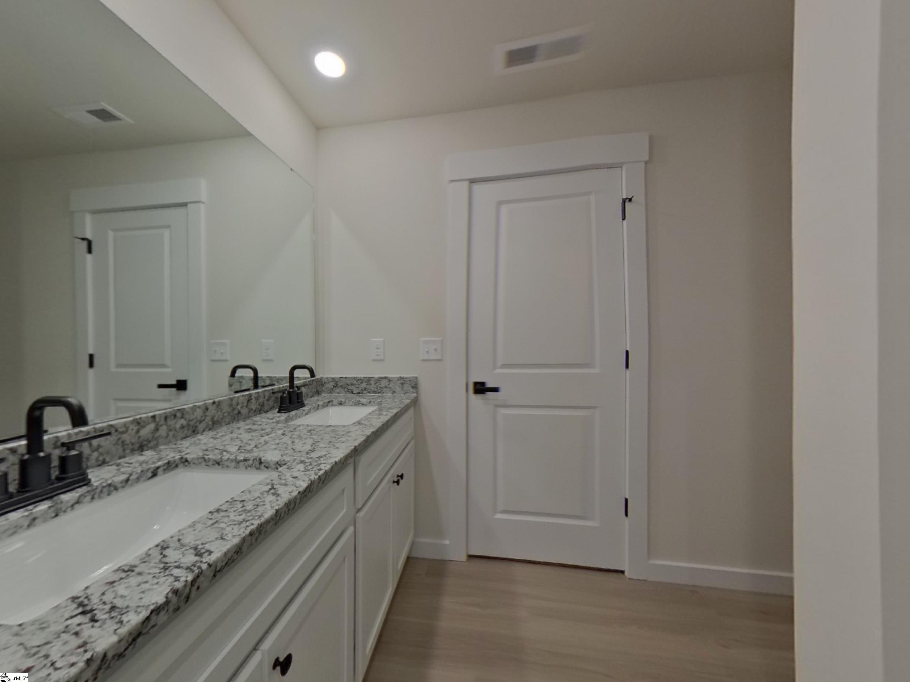 1217 Crested Iris Street Moore, SC 29369