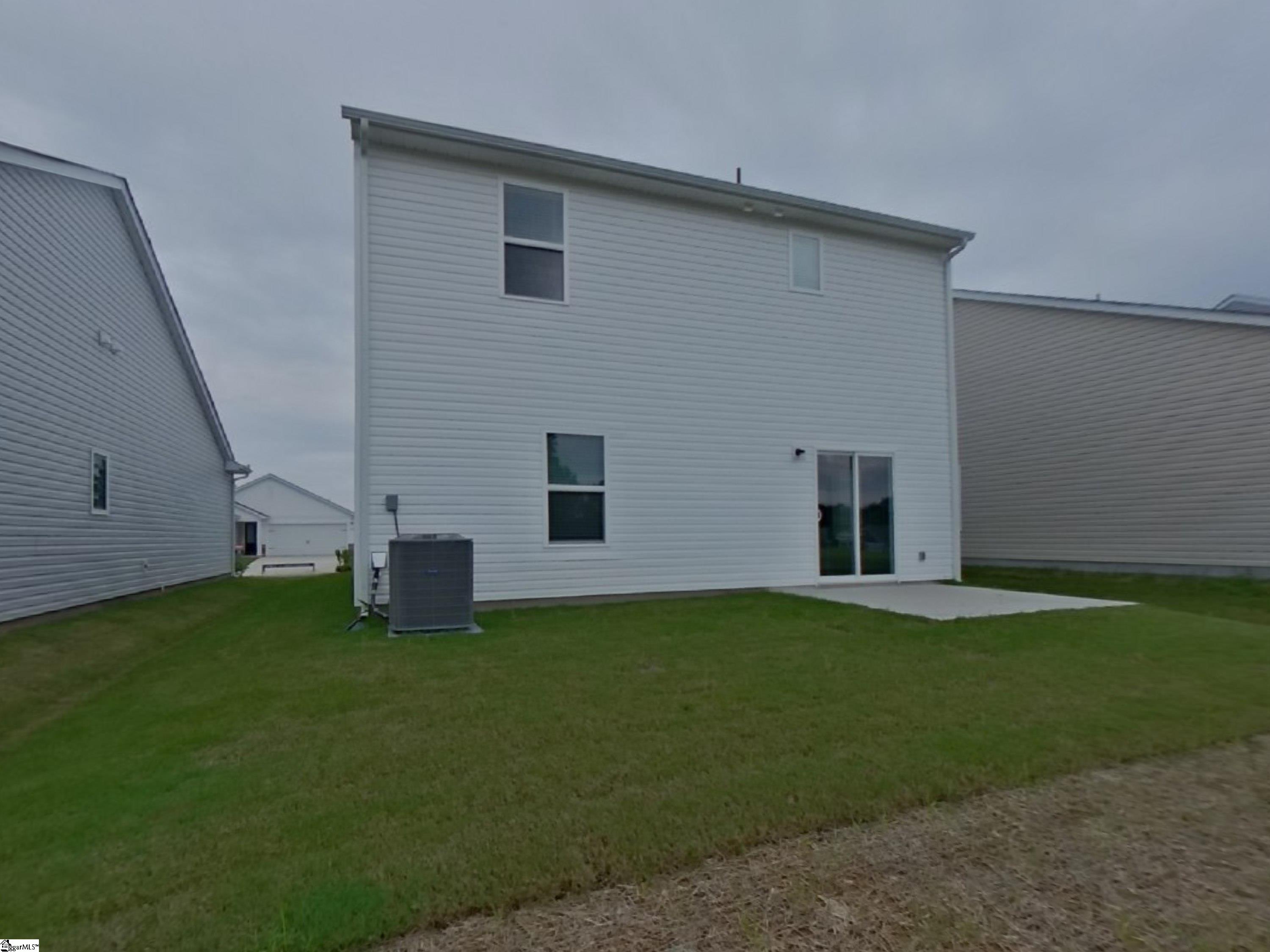 1217 Crested Iris Street Moore, SC 29369