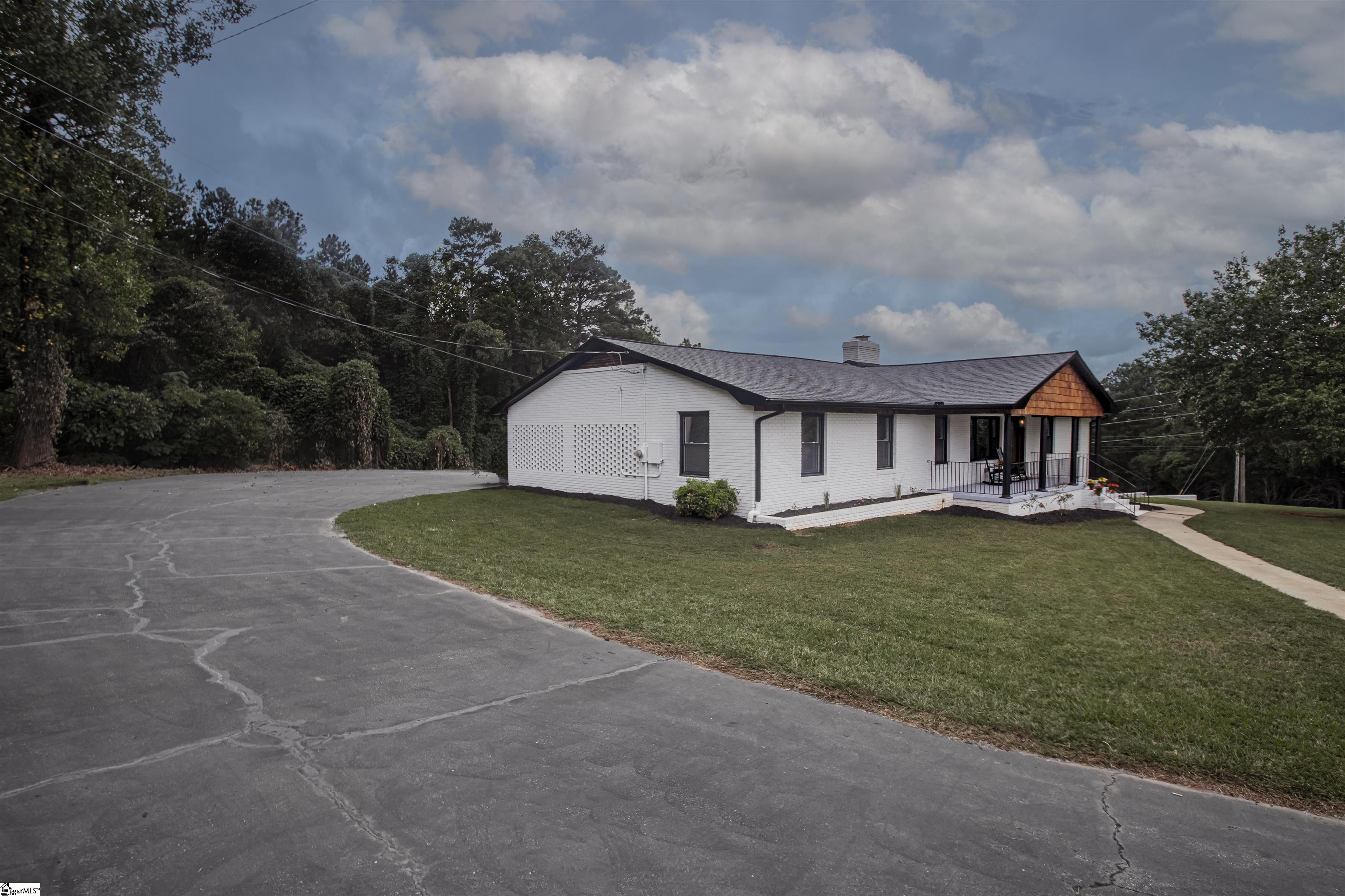 918 N Old Pendleton Road Liberty, SC 29657