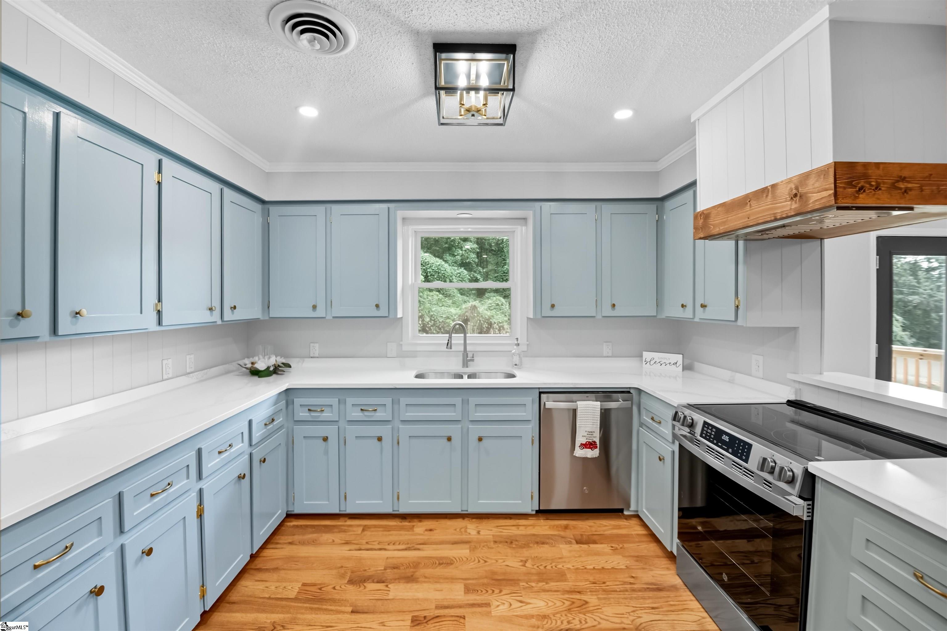 918 N Old Pendleton Road Liberty, SC 29657