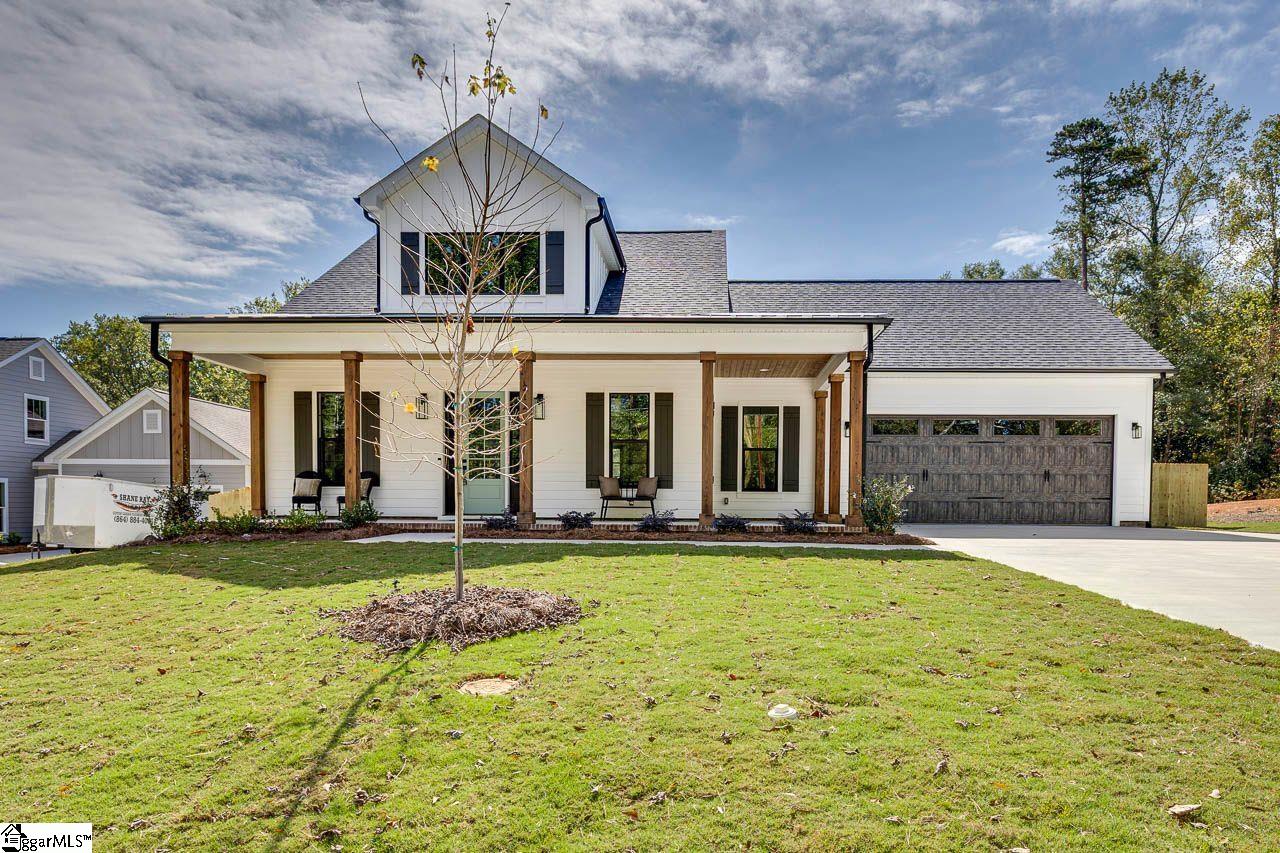 212 Forest Park Drive Simpsonville, SC 29681