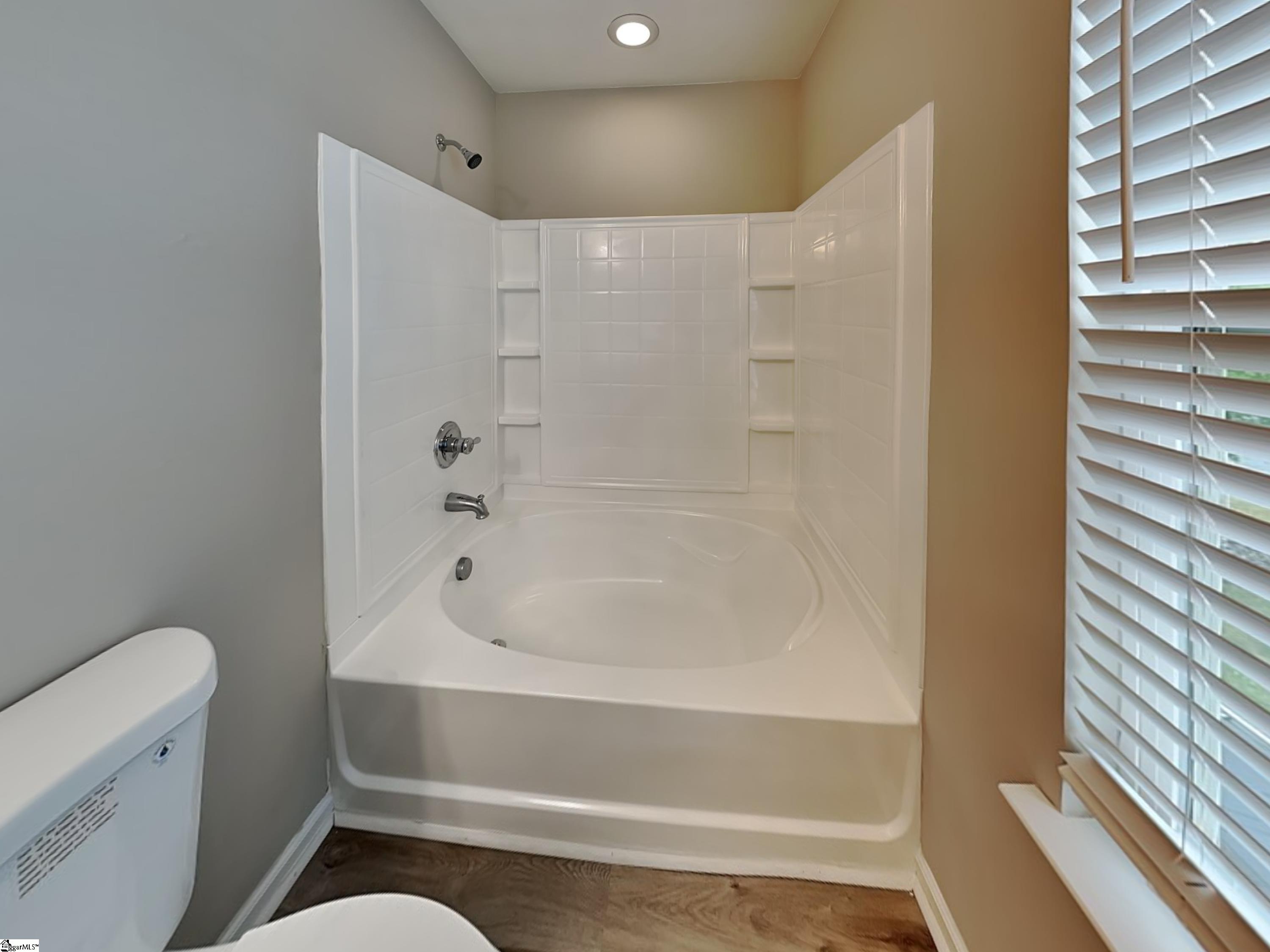 287 Stonewood Crossing Drive Boiling Springs, SC 29316-4831