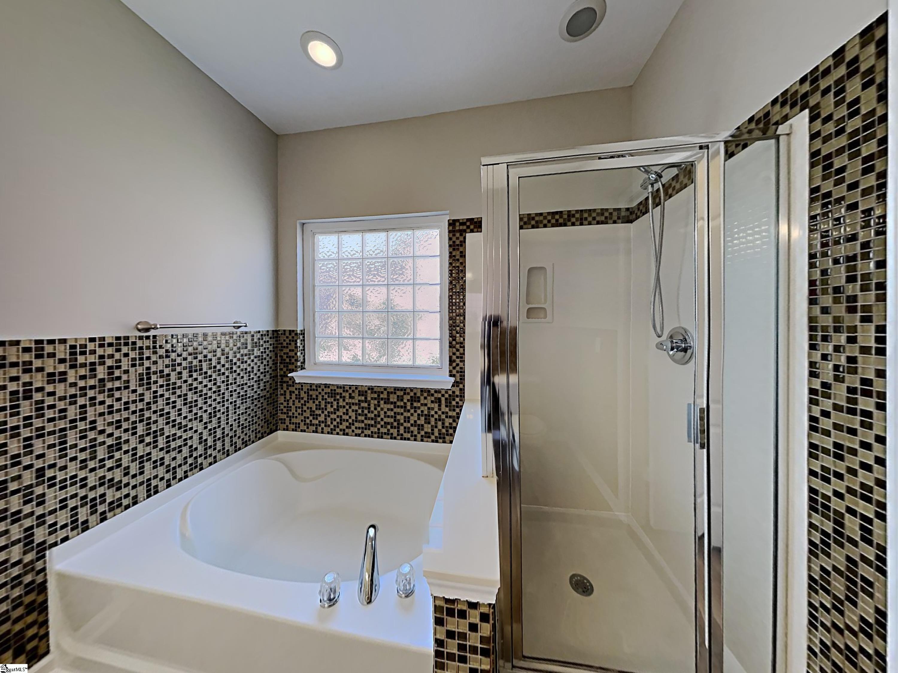 523 Clairidge Drive Boiling Springs, SC 29316