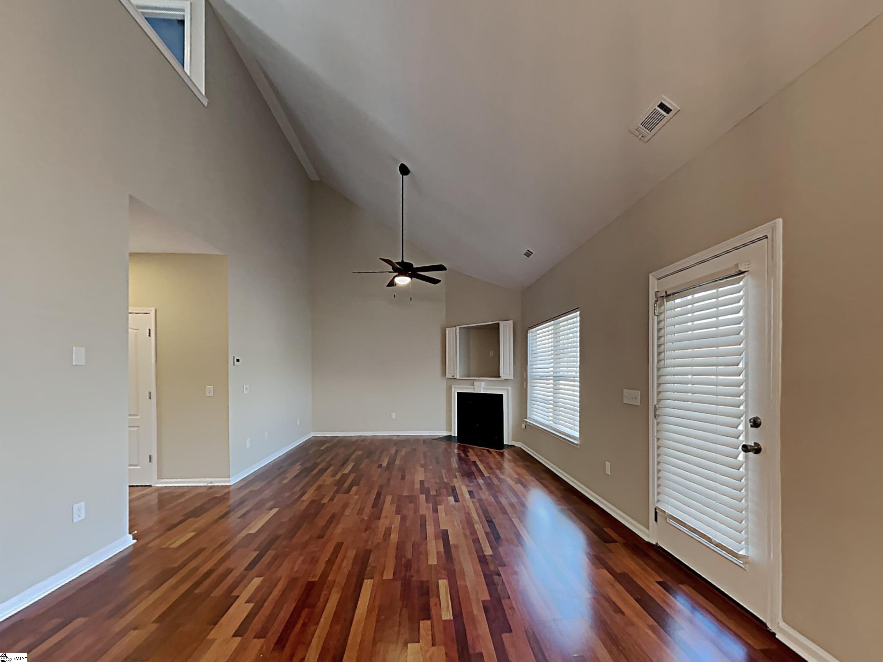 523 Clairidge Drive Boiling Springs, SC 29316