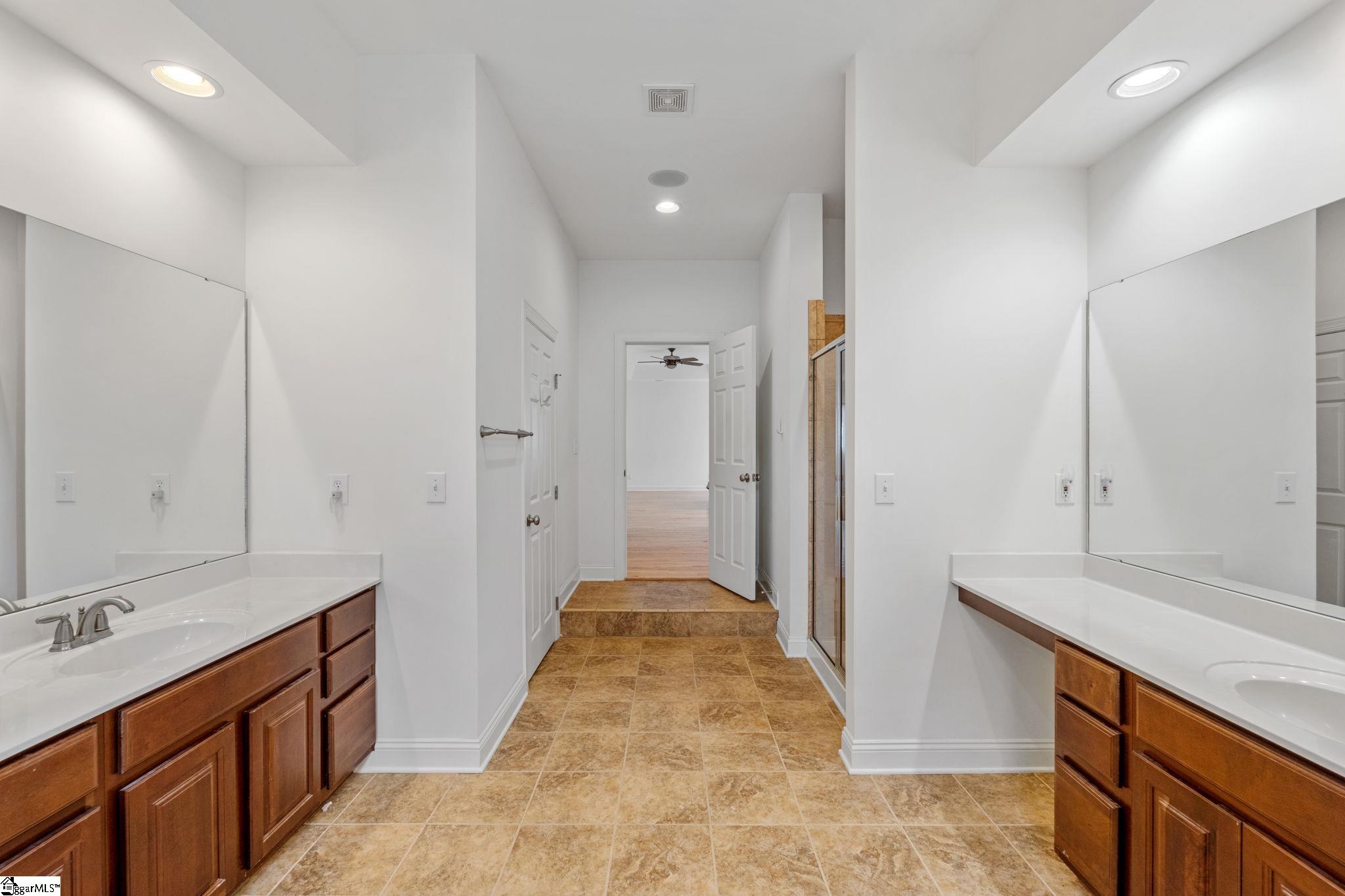 124 Hartwick Lane Fountain Inn, SC 29644