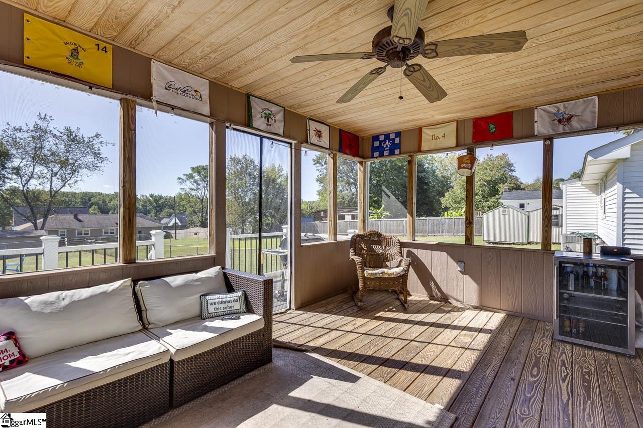 18 Sunrise Drive Taylors, SC 29687