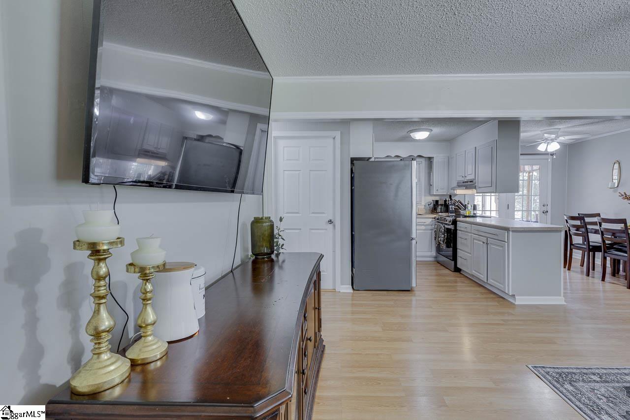 18 Sunrise Drive Taylors, SC 29687