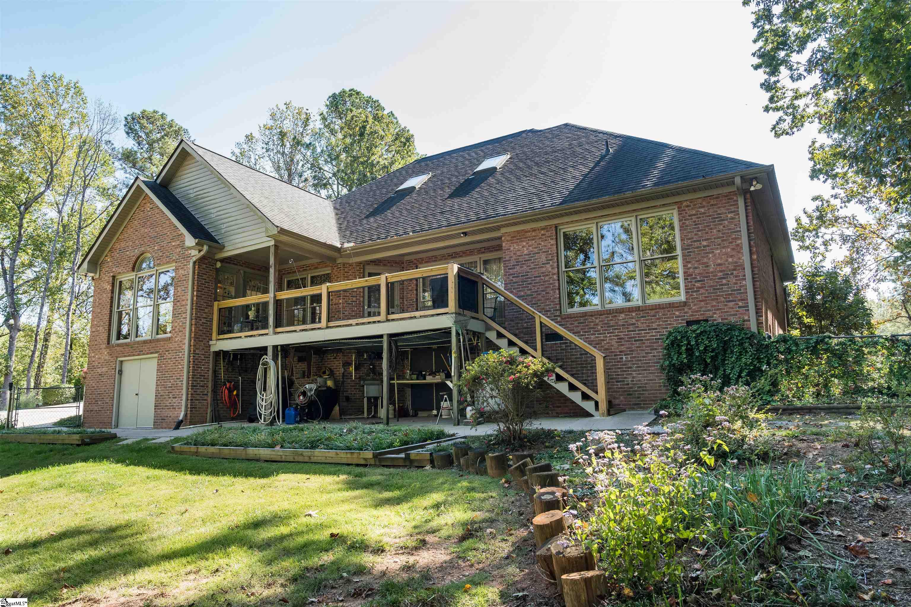 719 Three Wood Lane Woodruff, SC 29388-8101