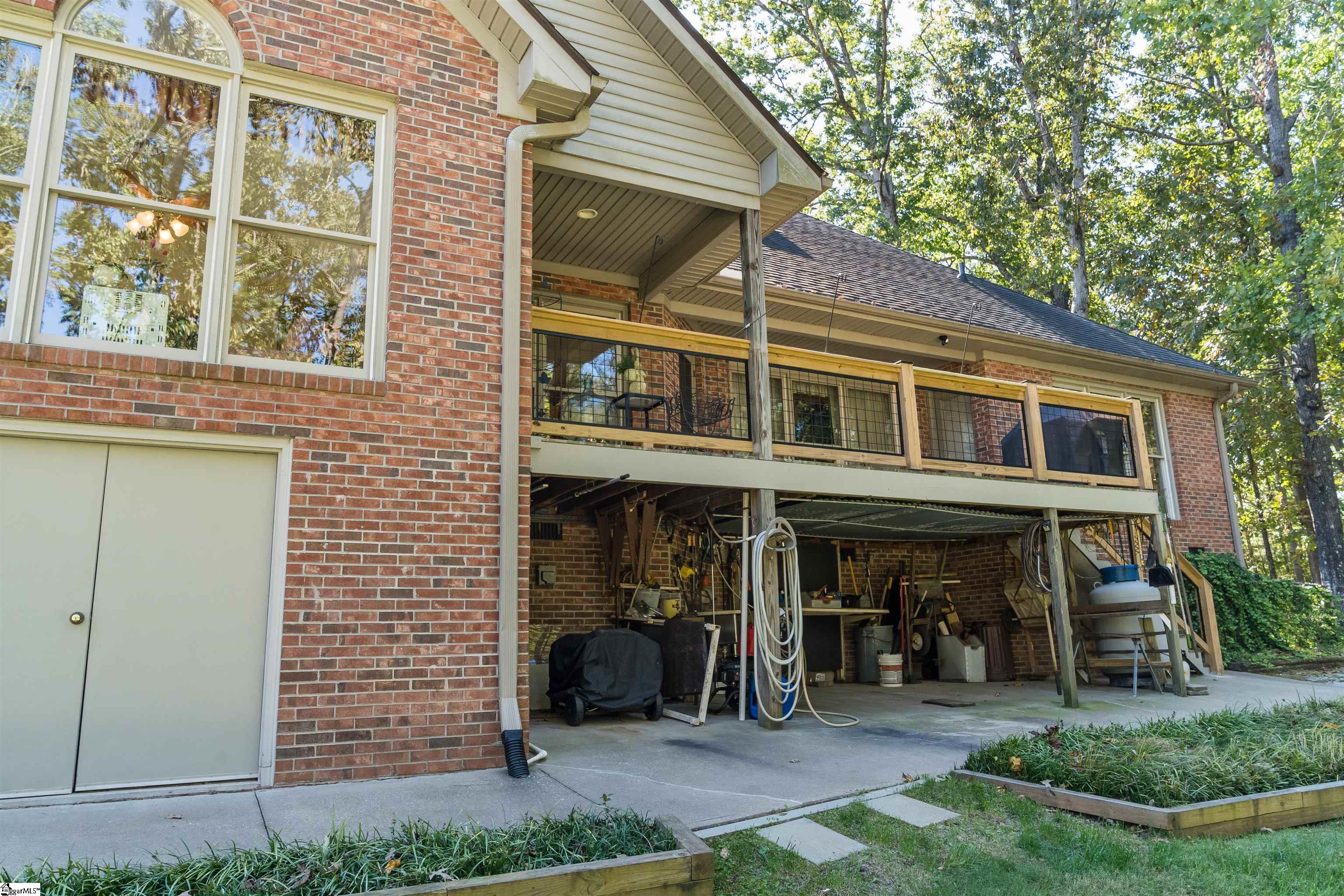 719 Three Wood Lane Woodruff, SC 29388-8101