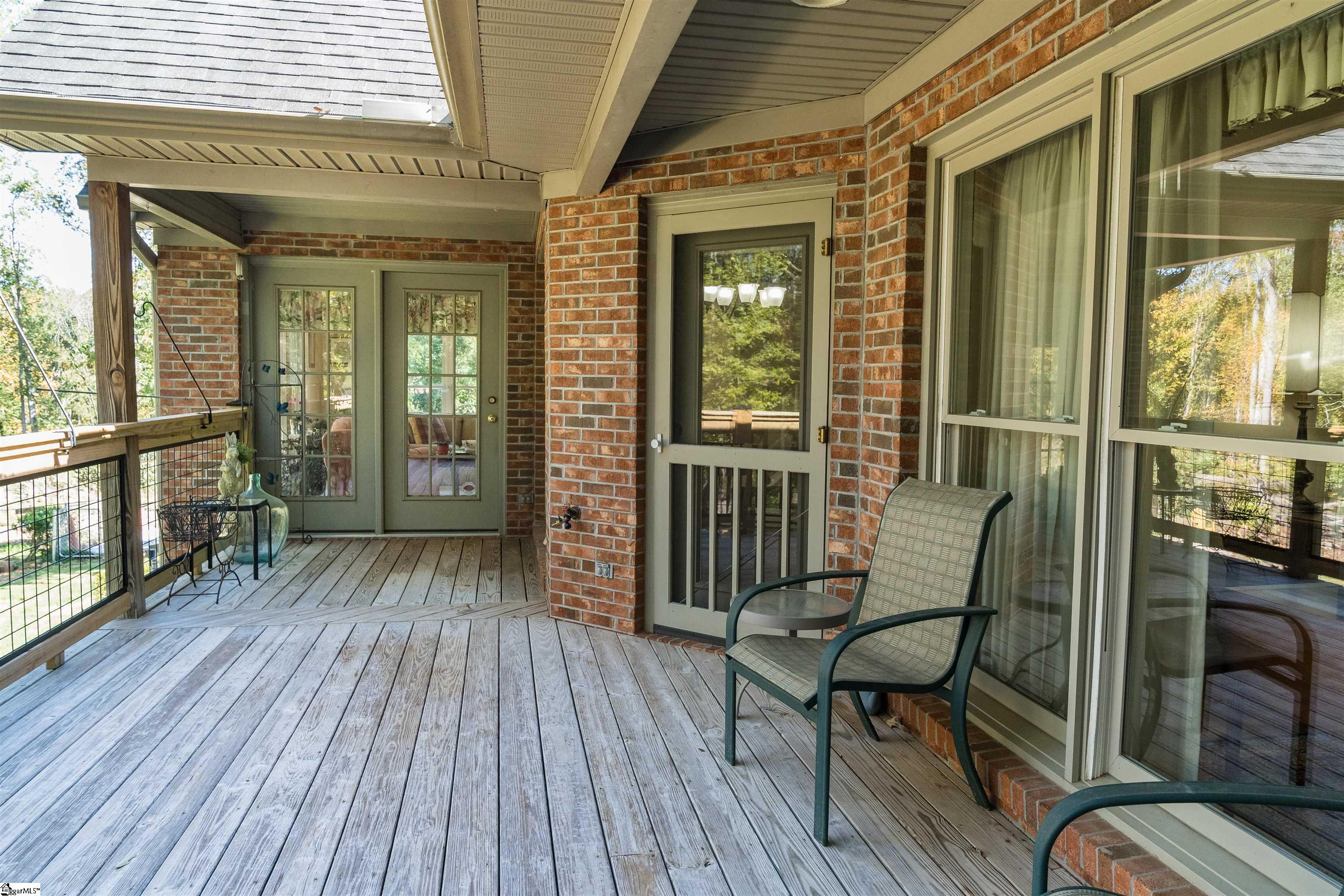 719 Three Wood Lane Woodruff, SC 29388-8101