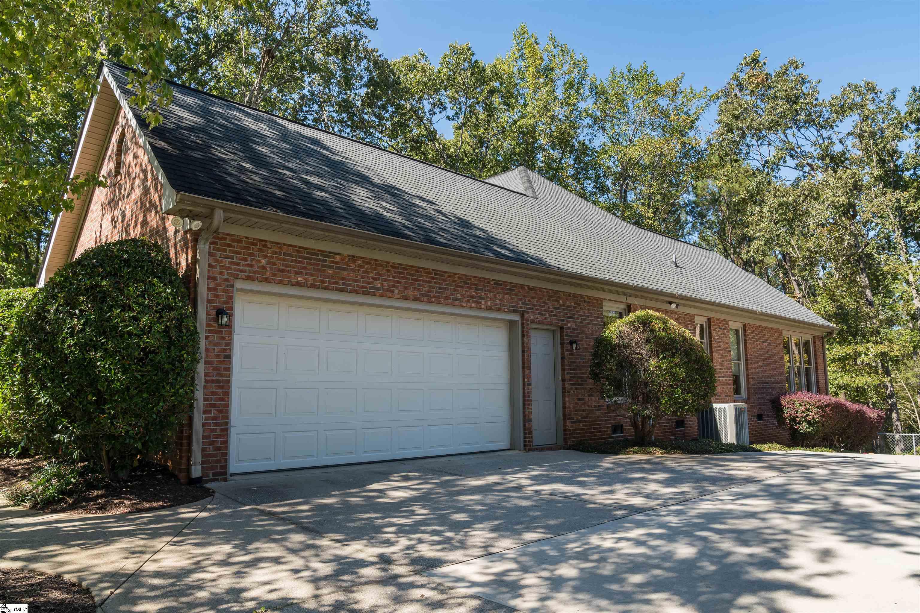 719 Three Wood Lane Woodruff, SC 29388-8101